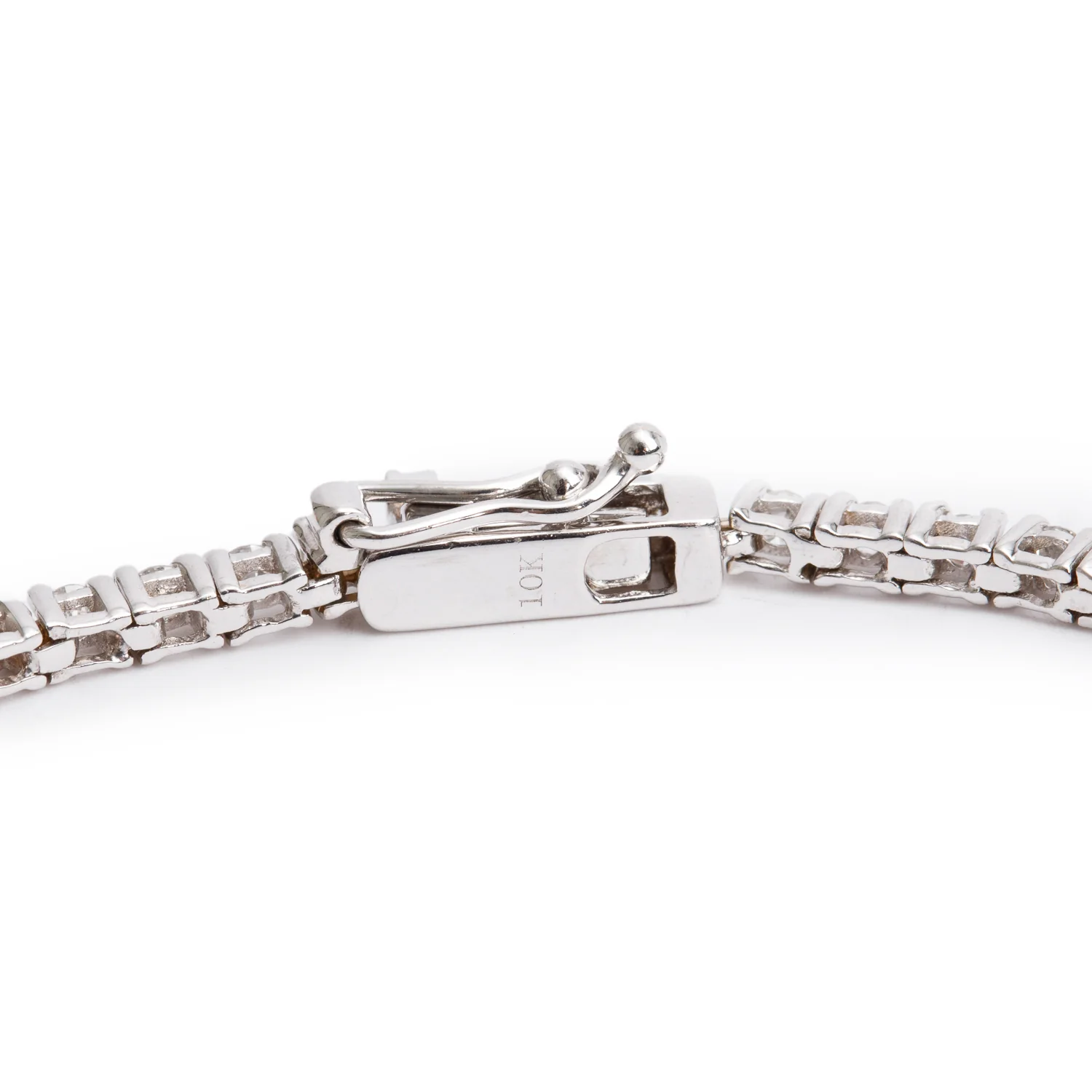 10k White Gold 1.92 tcw. Diamond Tennis Bracelet - Image 2