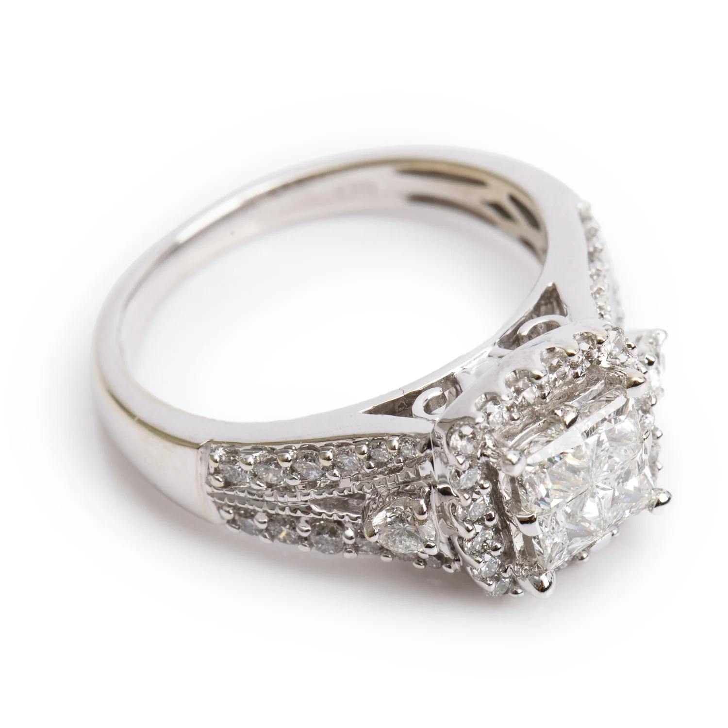 14k White Gold 1.27 tcw. Diamond Cluster Ring, Size 6.75 - Image 2