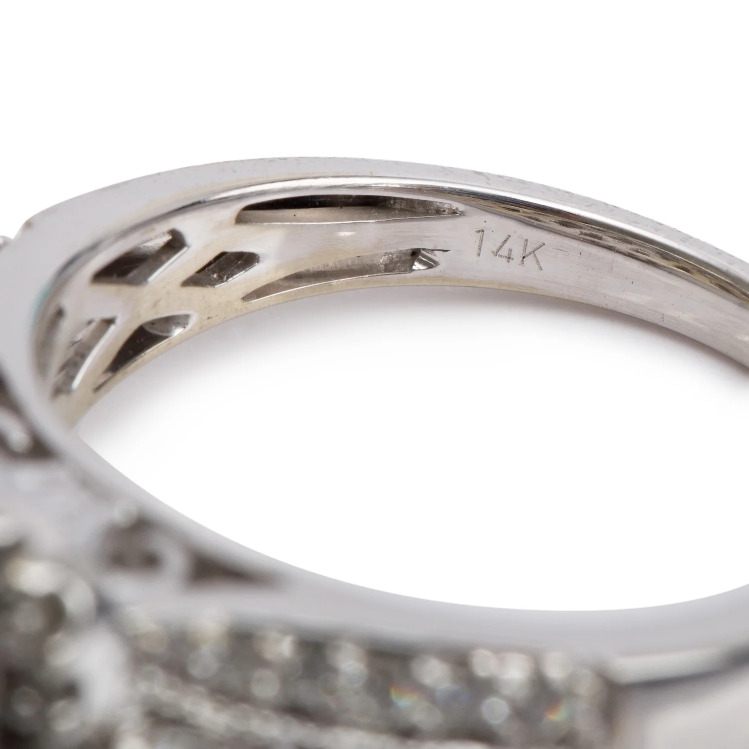 14k White Gold 1.27 tcw. Diamond Cluster Ring, Size 6.75 - Image 3