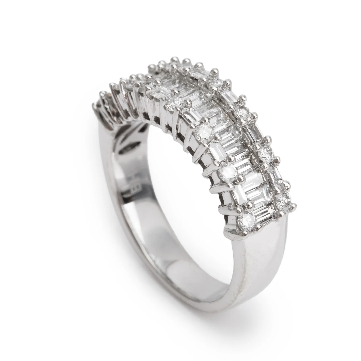 14k White Gold 1.57 tcw. Diamond Three Row Band Ring, Size 6.5 - Image 3