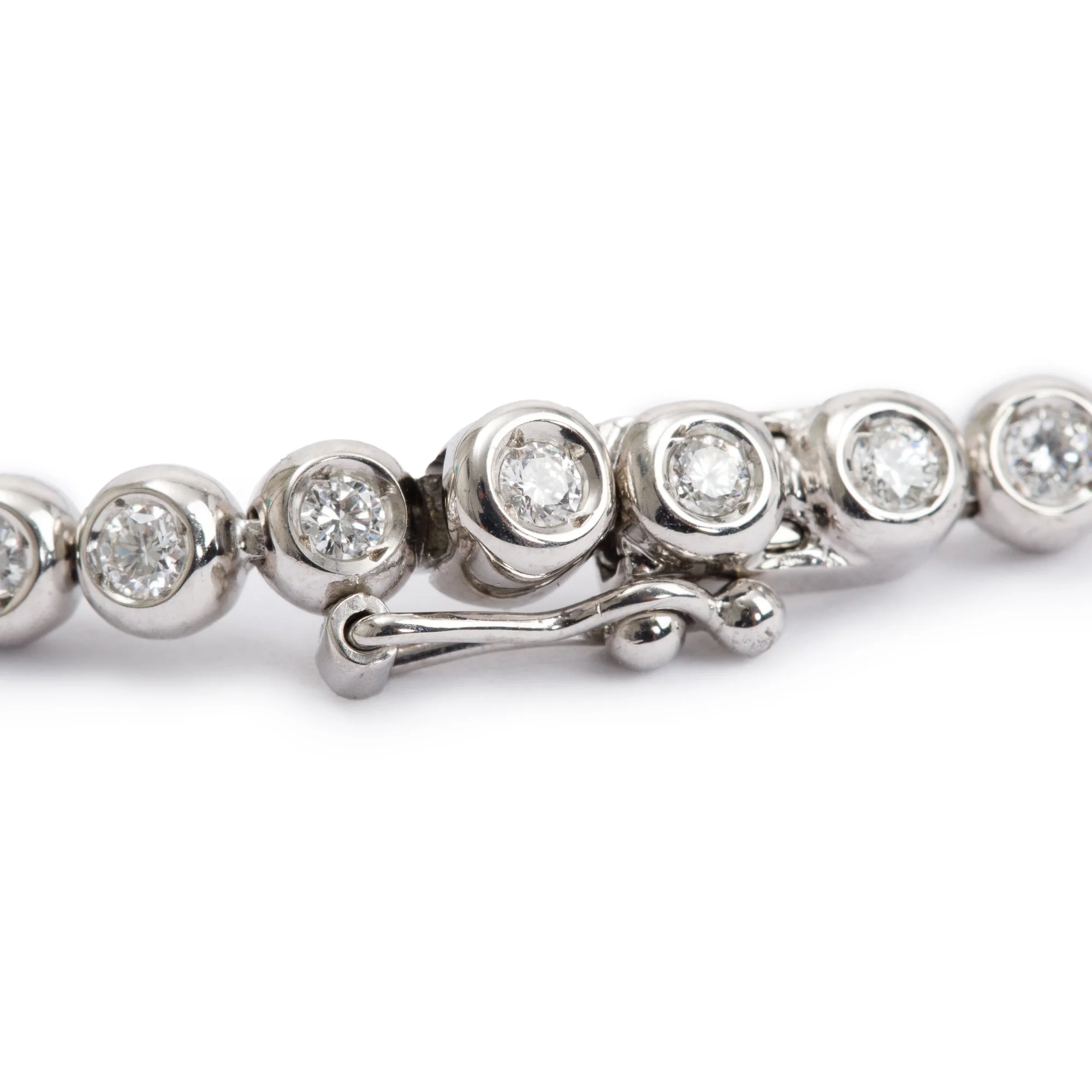 14k White Gold 1.75 tcw. Diamond Round Link Tennis Bracelet - Image 2