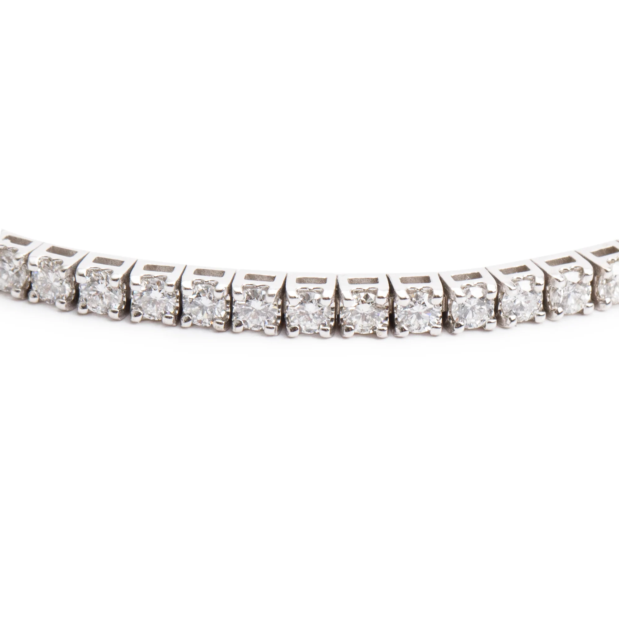 14k White Gold 2.64 tcw. Diamond Tennis Bracelet - Image 2