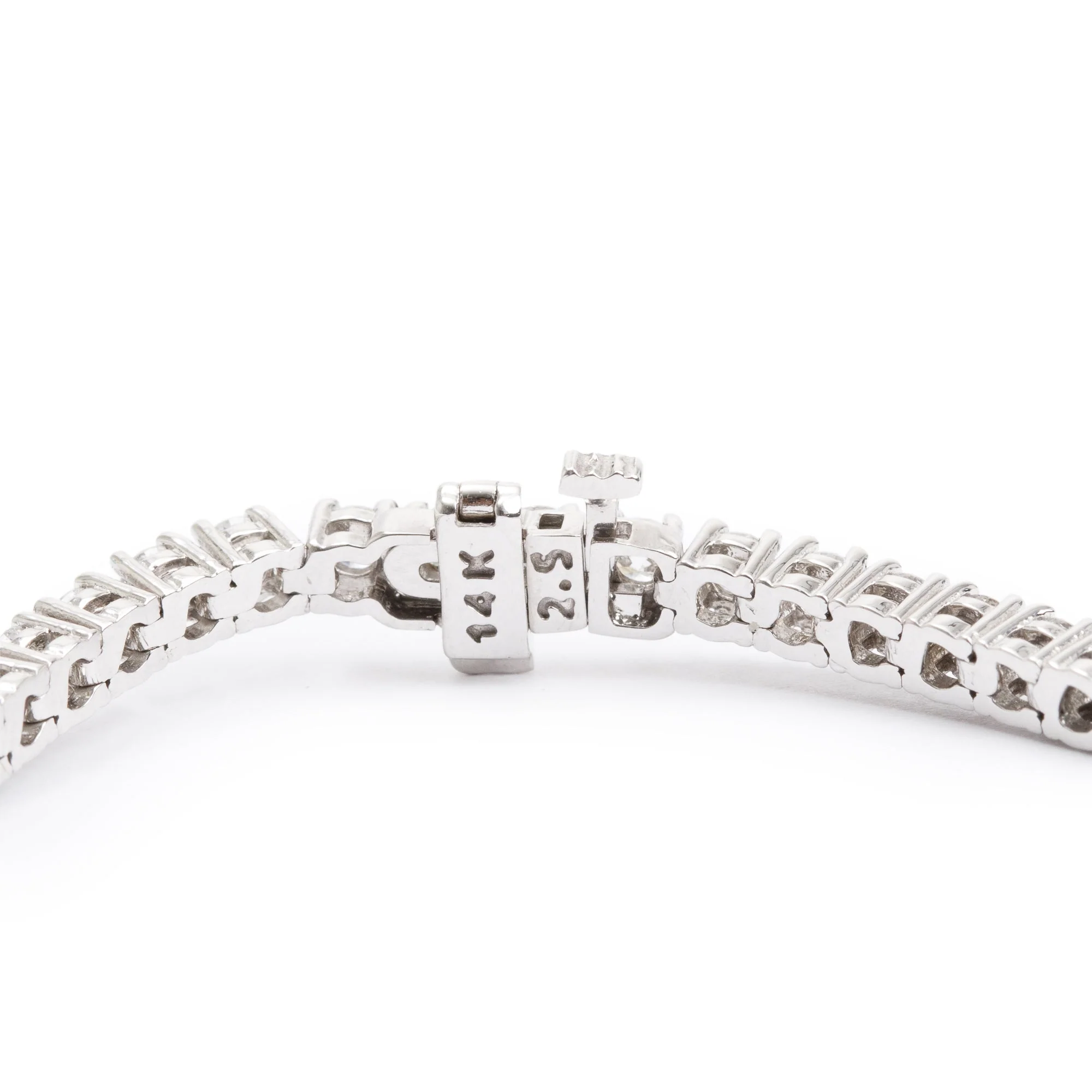 14k White Gold 3.78 tcw. Diamond Tennis Bracelet - Image 3