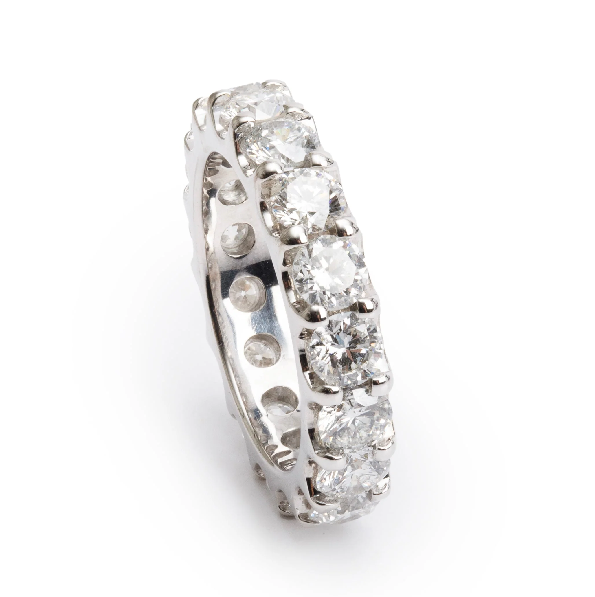 14k White Gold 4.36 tcw. Diamond Eternity Band Ring, Size 6.25 - Image 2