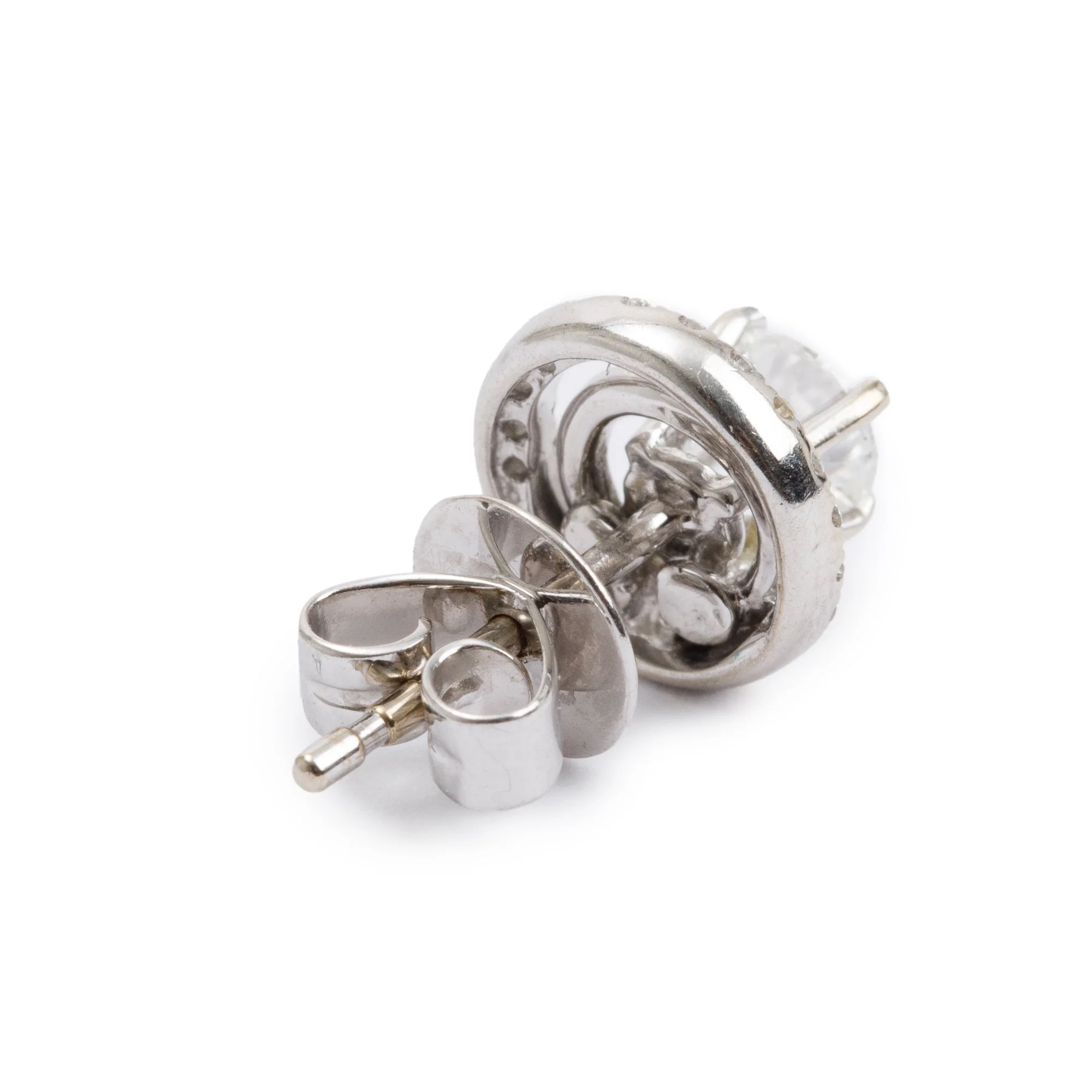 18k White Gold 0.76 tcw. Diamond Cluster Stud Earrings - Image 3