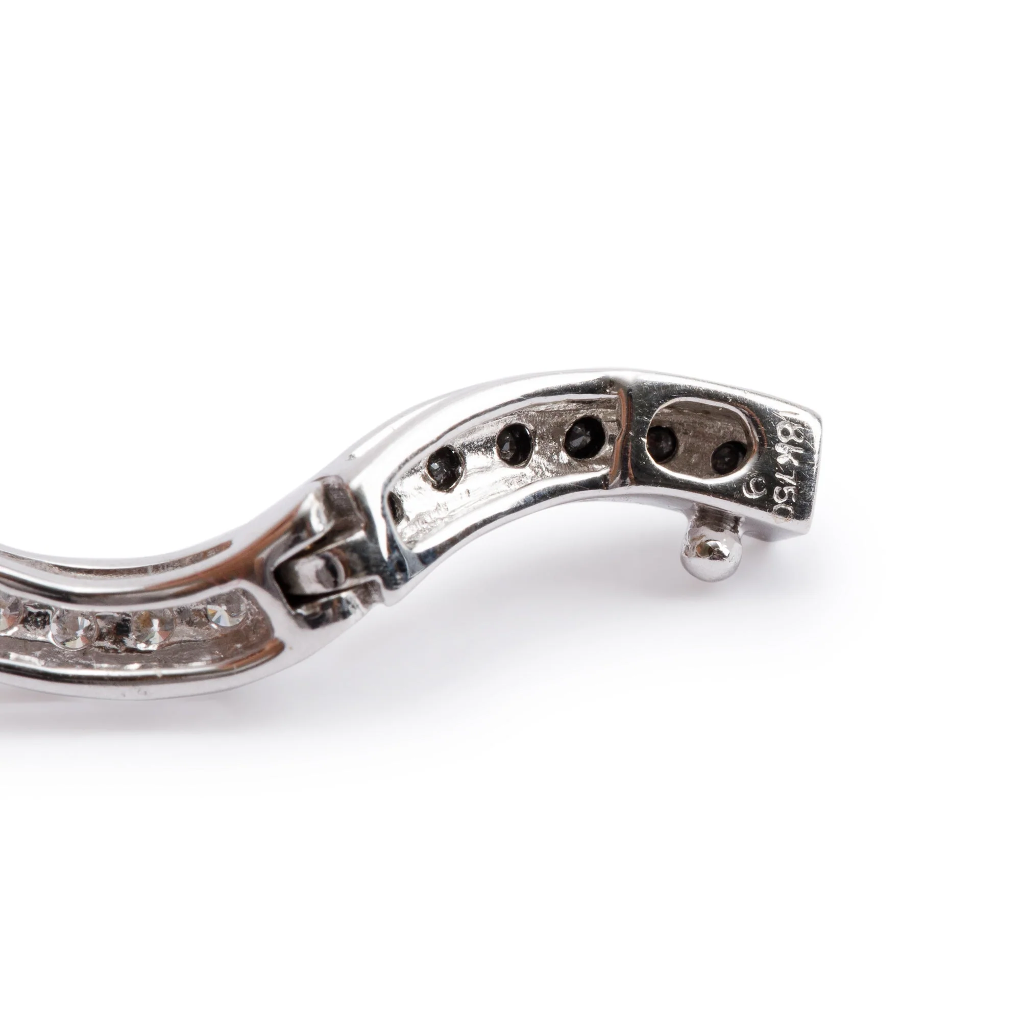 18k White Gold 1.60 tcw. Black & White Diamond Curved Link Bracelet - Image 4