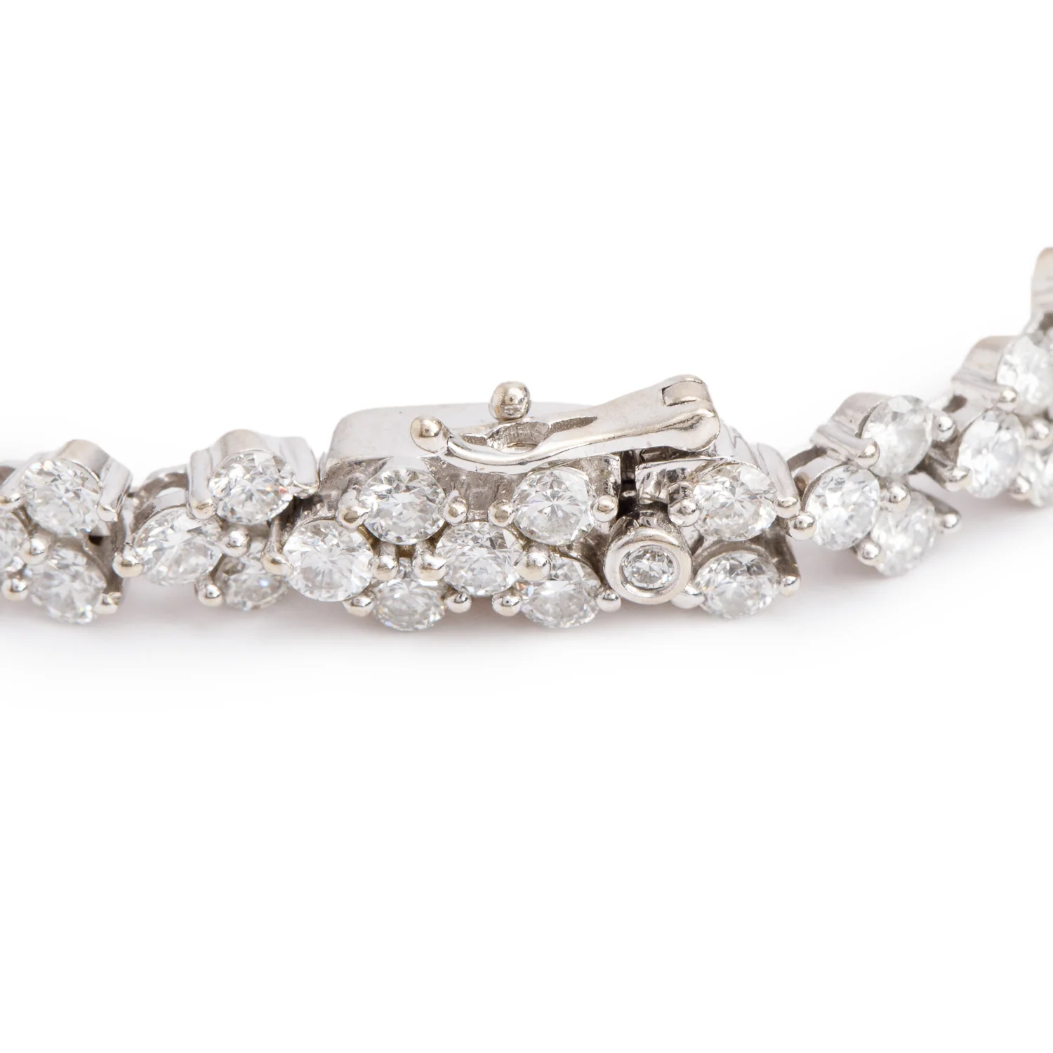 18k White Gold 6.00 tcw. Diamond Link Bracelet - Image 2