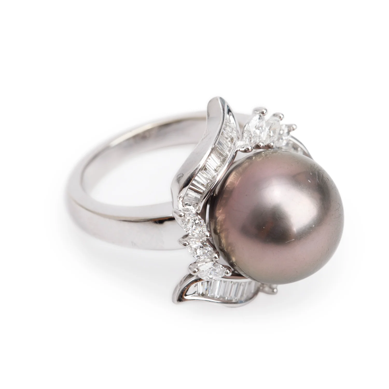 18k White Gold South Sea Pearl & Diamond Ring, Size 6 - Image 2