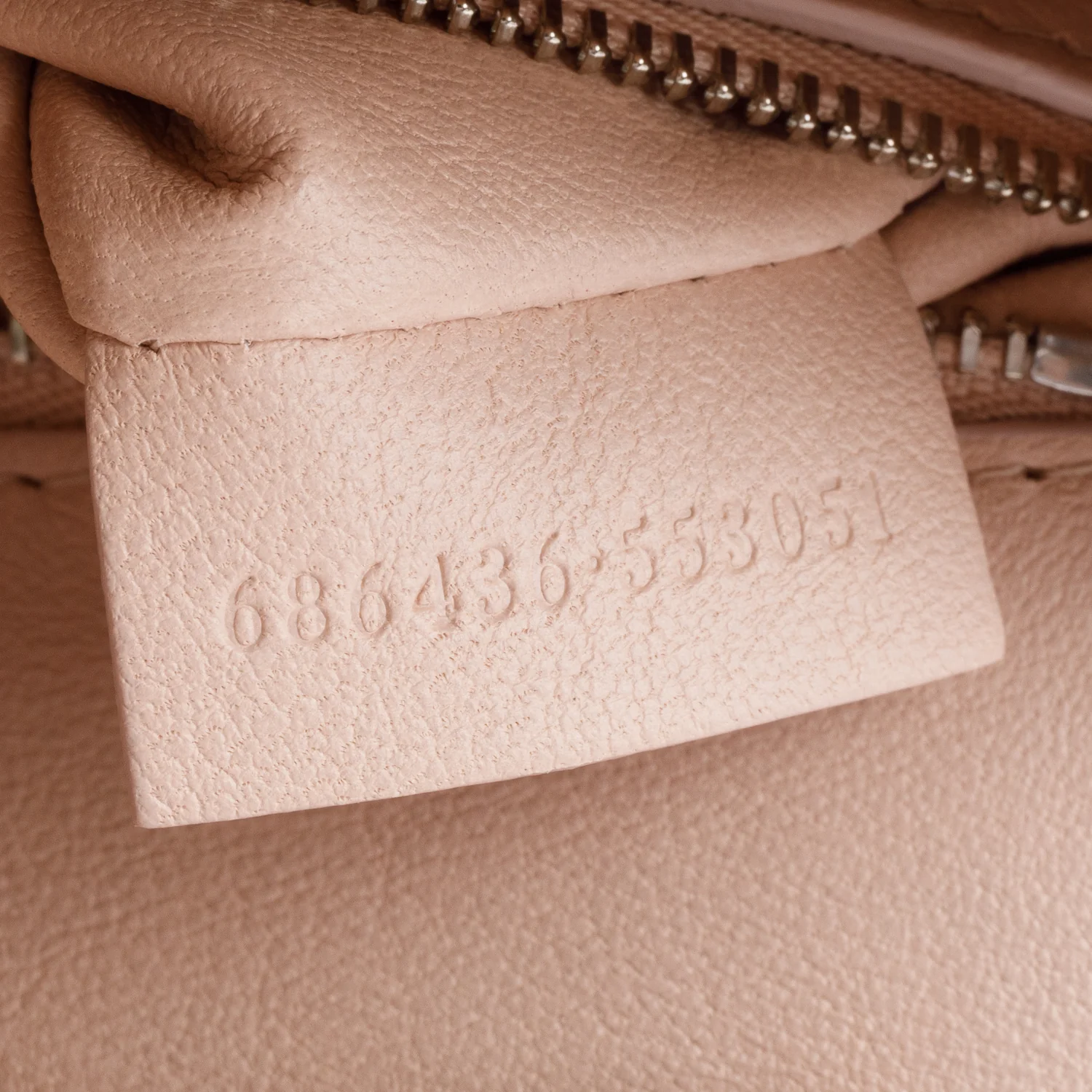 Alexander McQueen Silver Metallic Croc Embossed Four Ring Crossbody Bag - Image 10