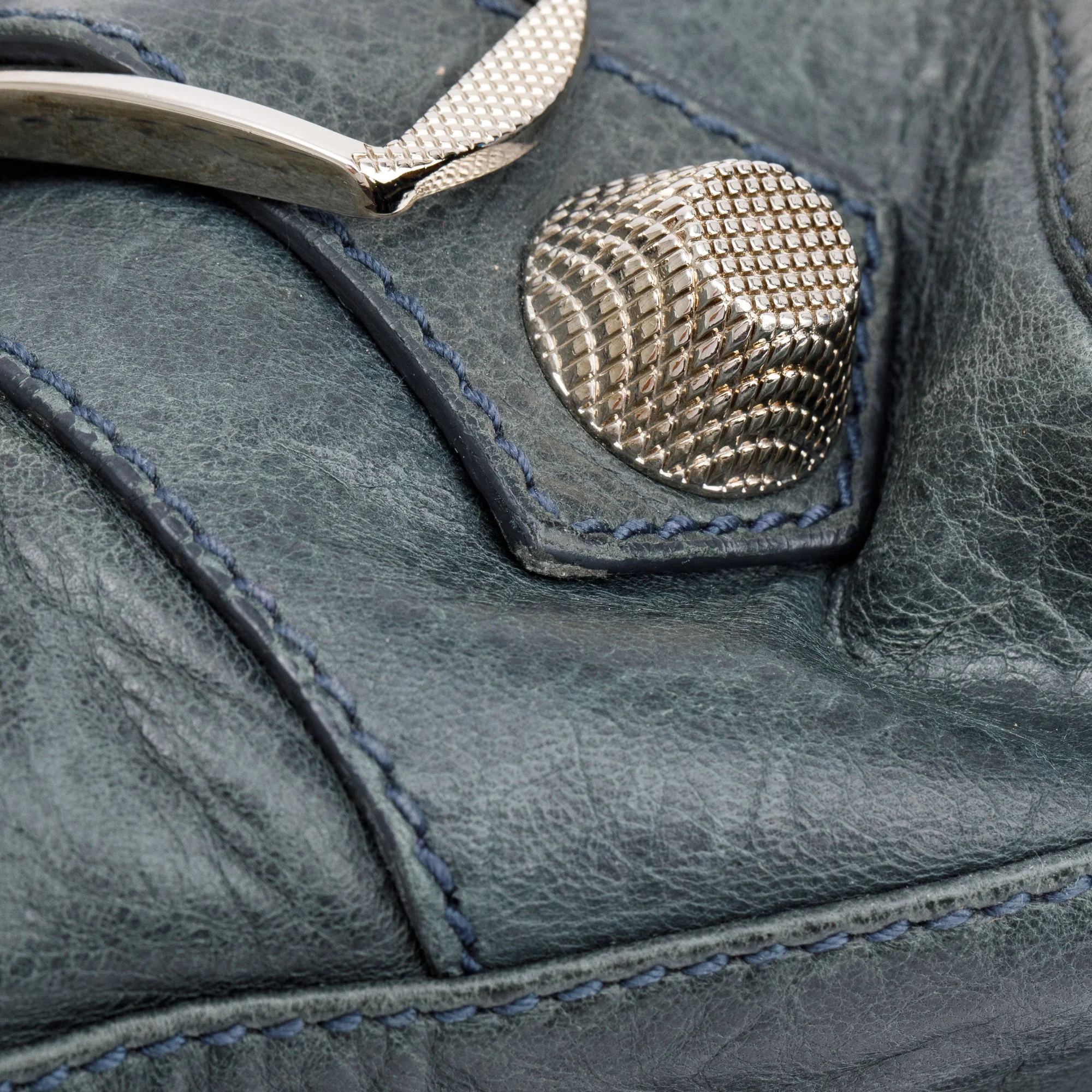 Balenciaga Grey Distressed Arena Leather Giant 21 City Bag - Image 7