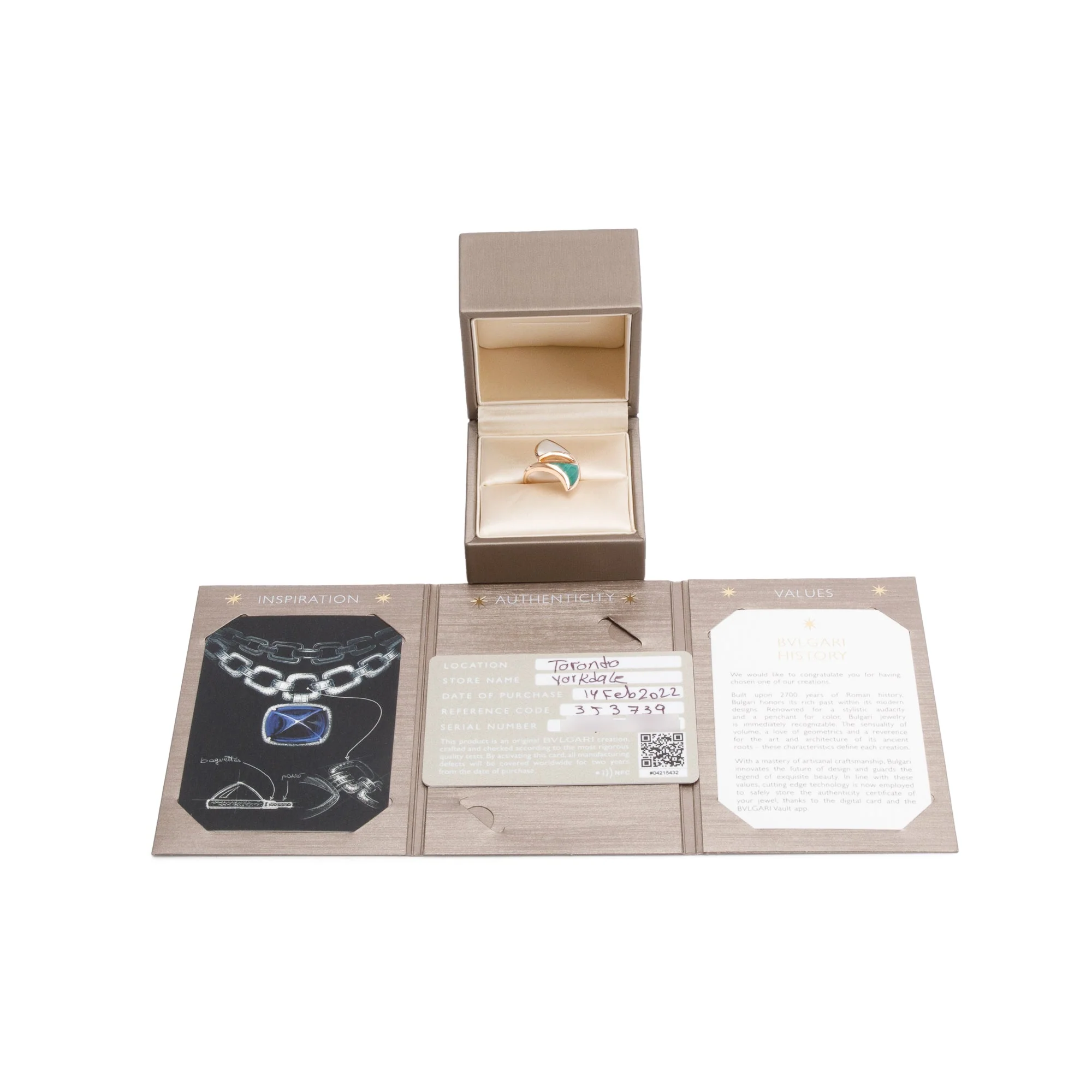 BVLGARI 2022 18k Rose Gold Malachite & Mother Of Pearl Diva's Dream Ring, Size 5.25 w/ Box & Certificate - Image 2