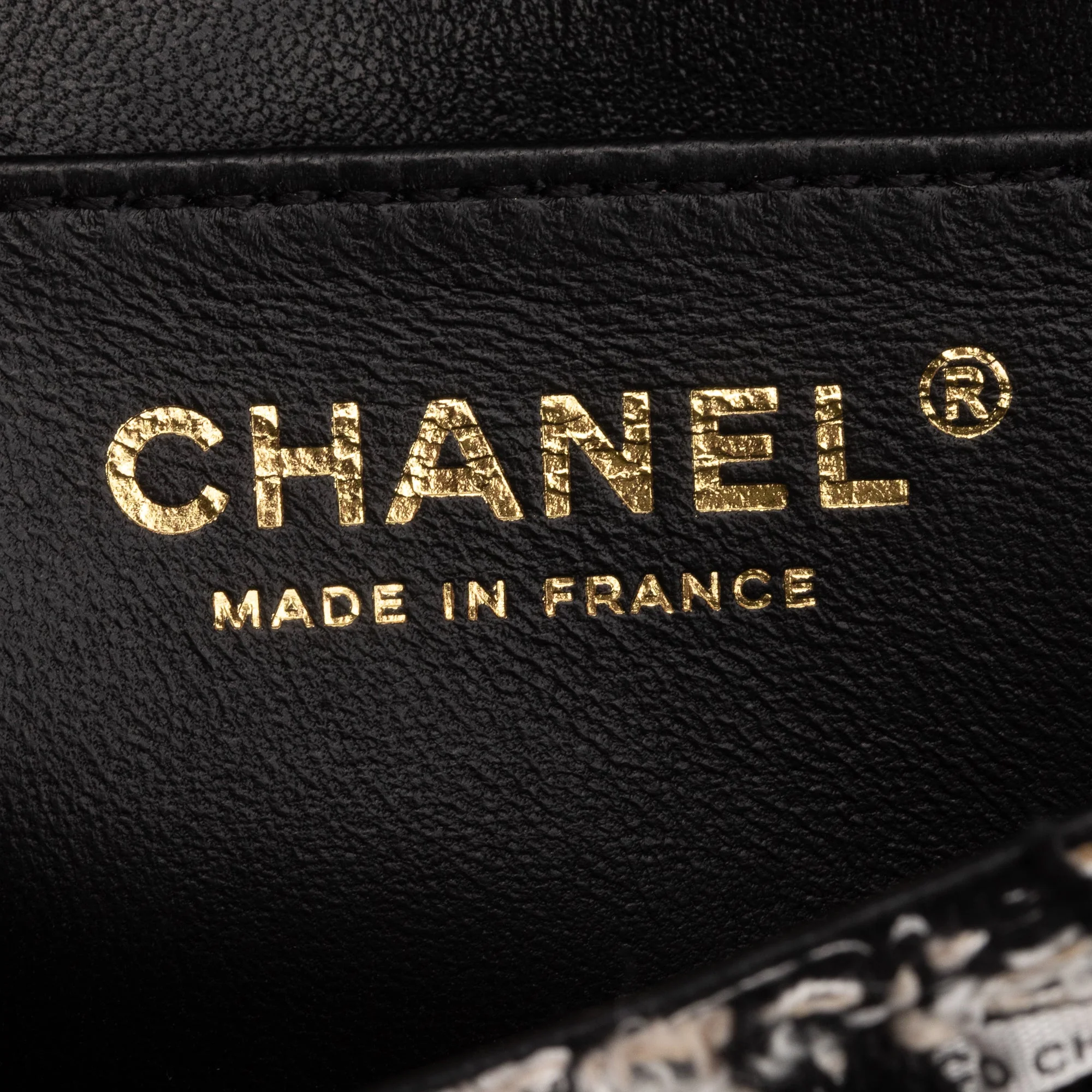 Chanel 2020 Black/White Tweed River Of Pearls Flap Bag w/ Authenticity Card - Image 6