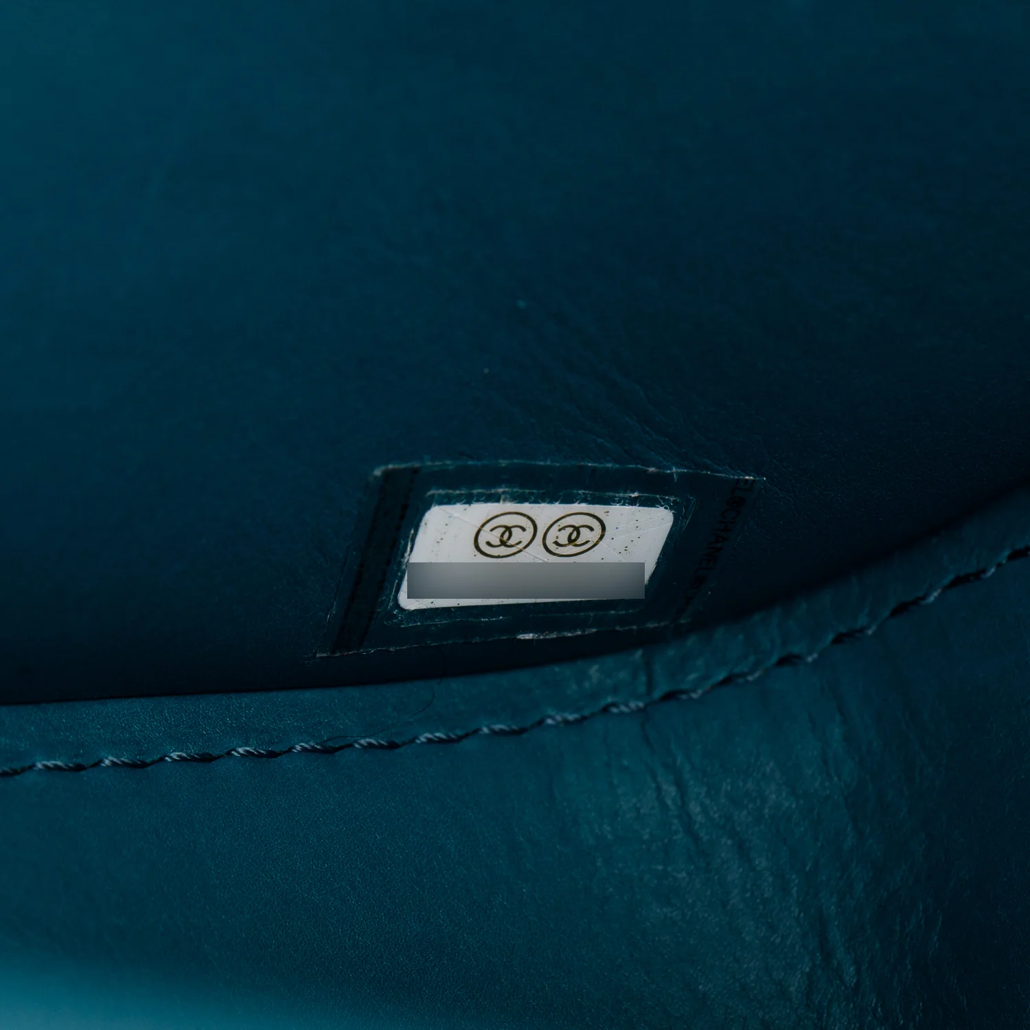 Chanel 2020 Teal Calfskin Quilted Medium Nailed CC Flap Bag w/ Authenticity Card - Image 10