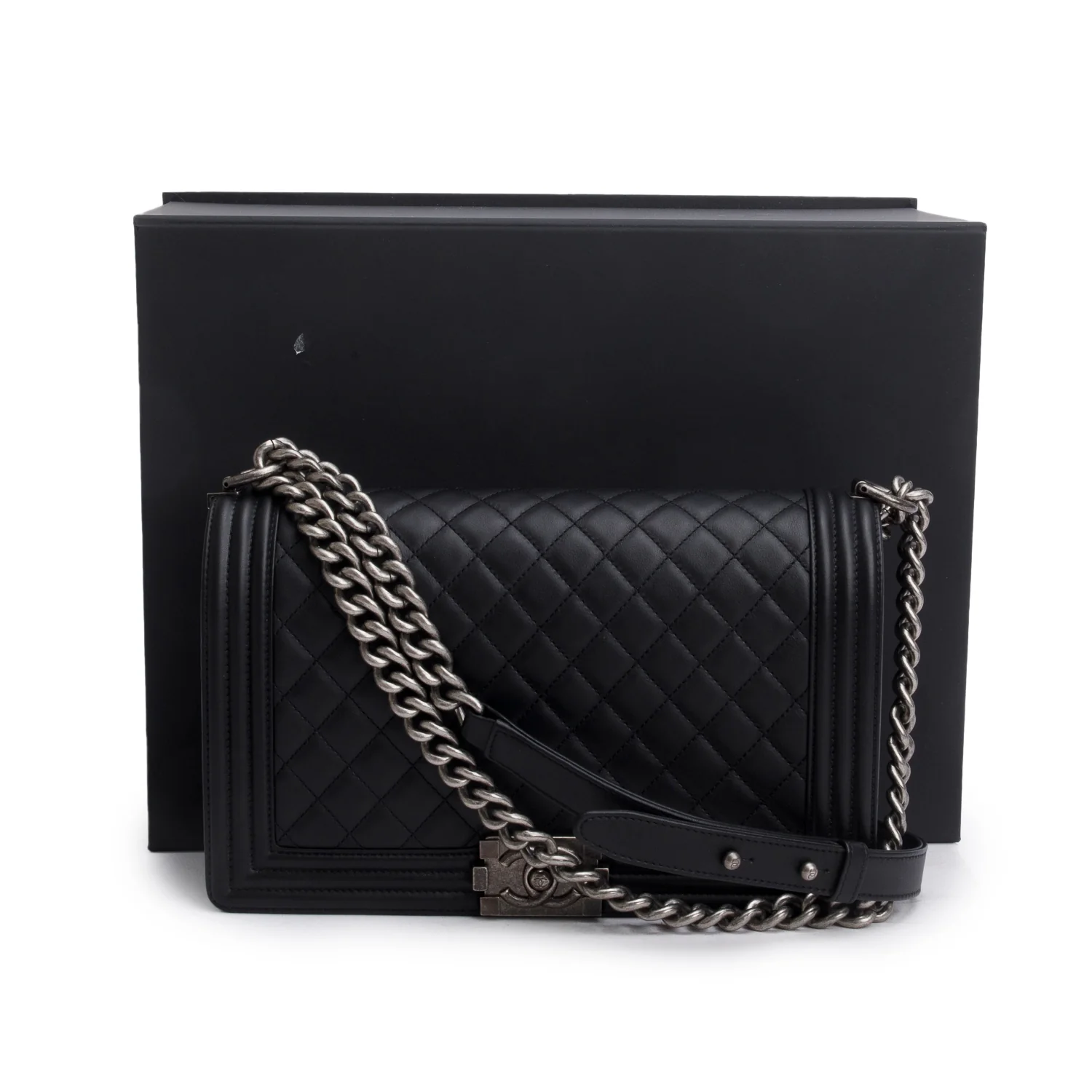 Chanel 2021 Black Quilted Lambskin Large Boy Bag w/ Box - Image 3
