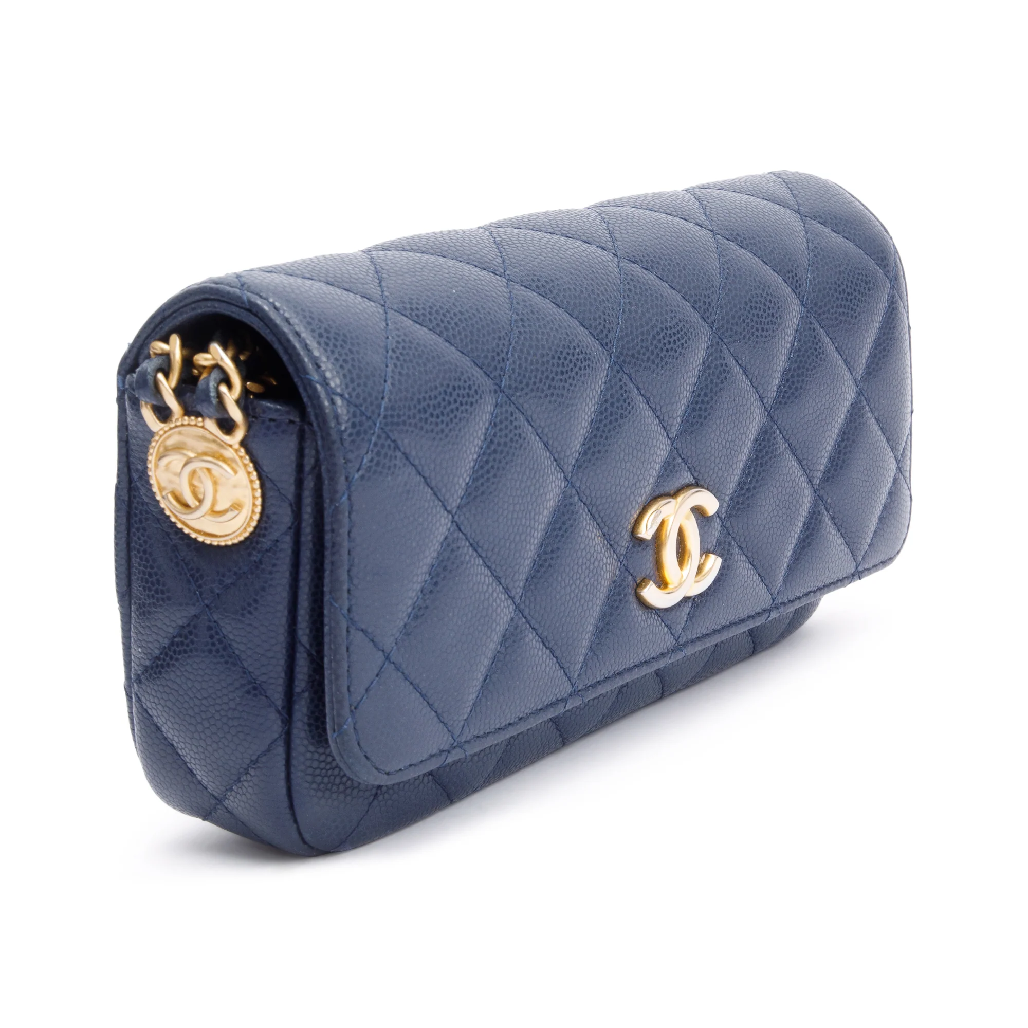 Chanel 2022 Navy Quilted Caviar Leather Twist Your Button Flap Phone Holder Crossbody Bag - Image 4