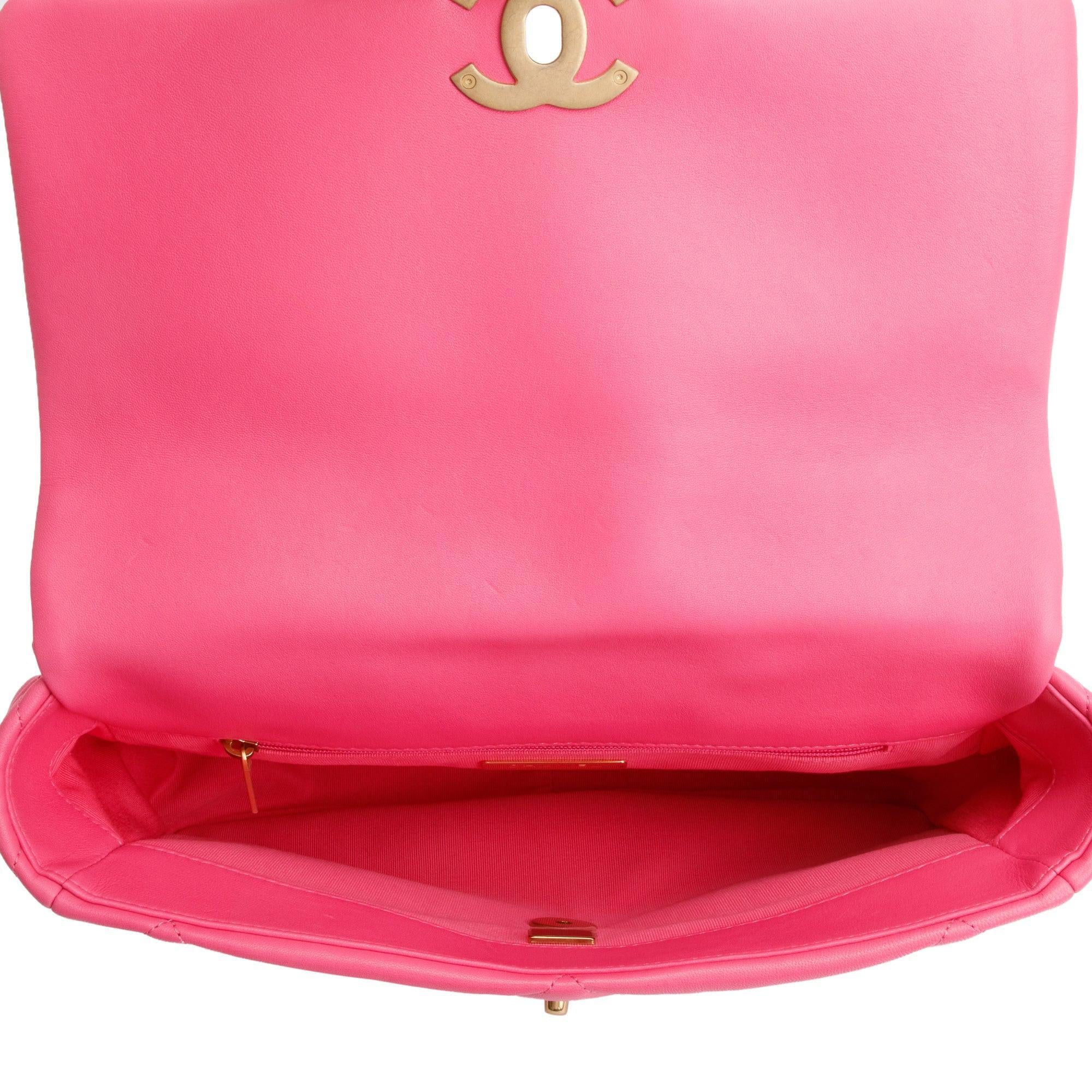 Chanel 2022 Pink Lambskin Leather Large 19 Flap Bag w/ Box & Receipt - Image 7