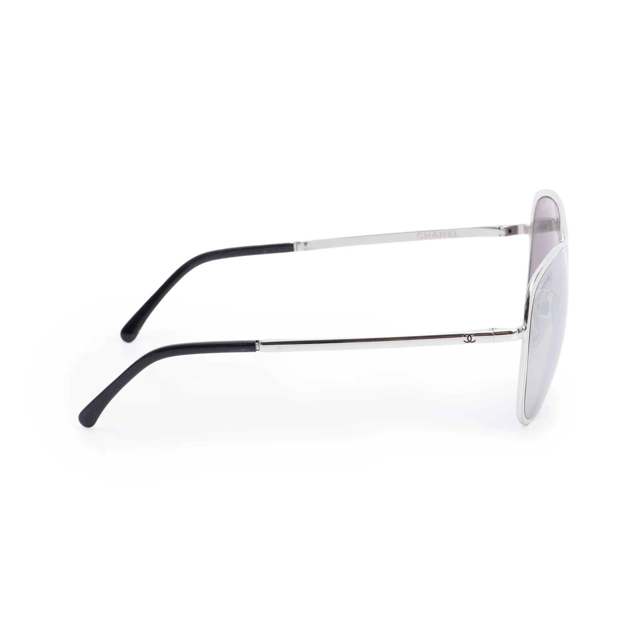 Chanel 4223 Silver Metal CC Logo Aviator Sunglasses - Image 2