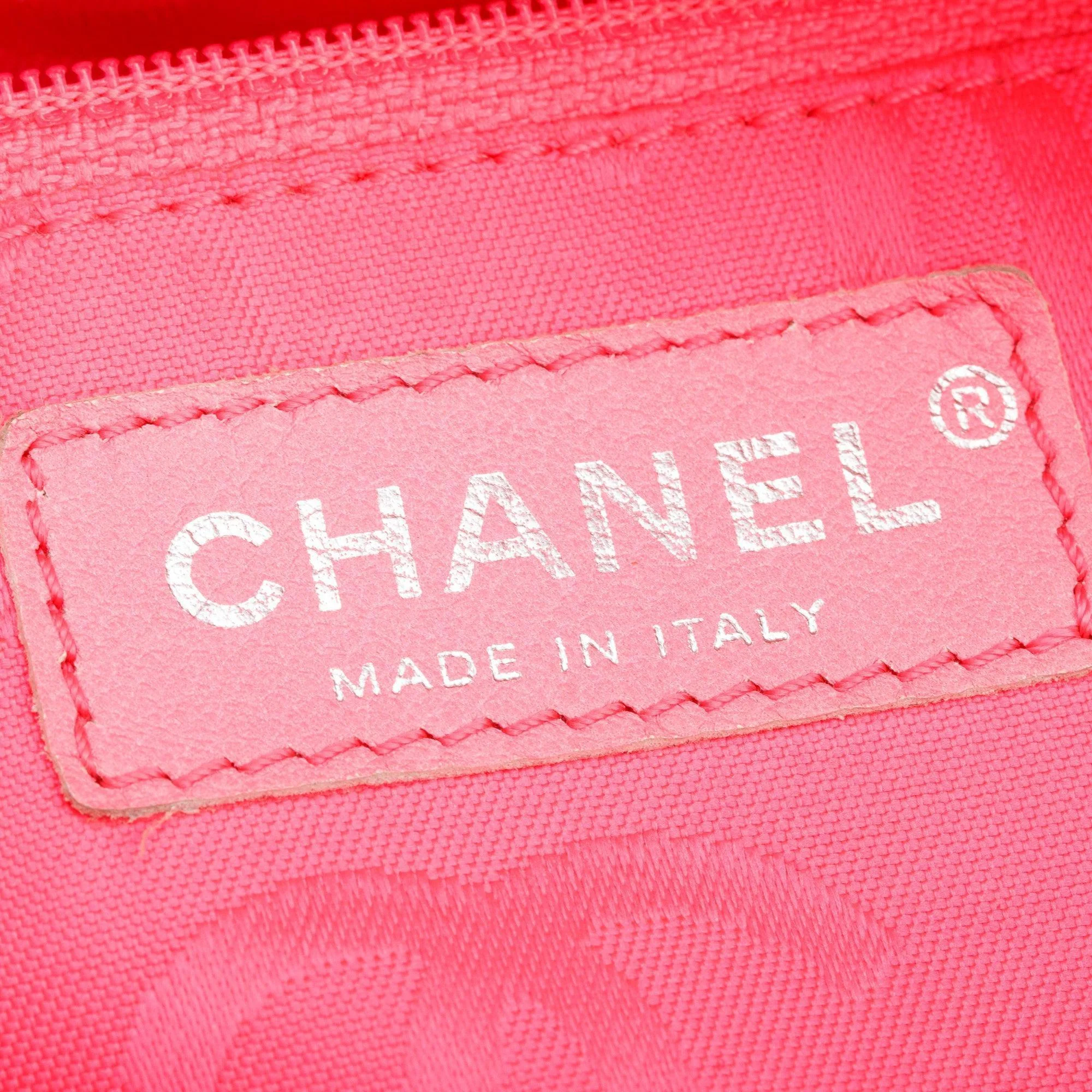 Chanel Black Lambskin Leather Medium Ligne Cambon Bowler Bag - Image 8