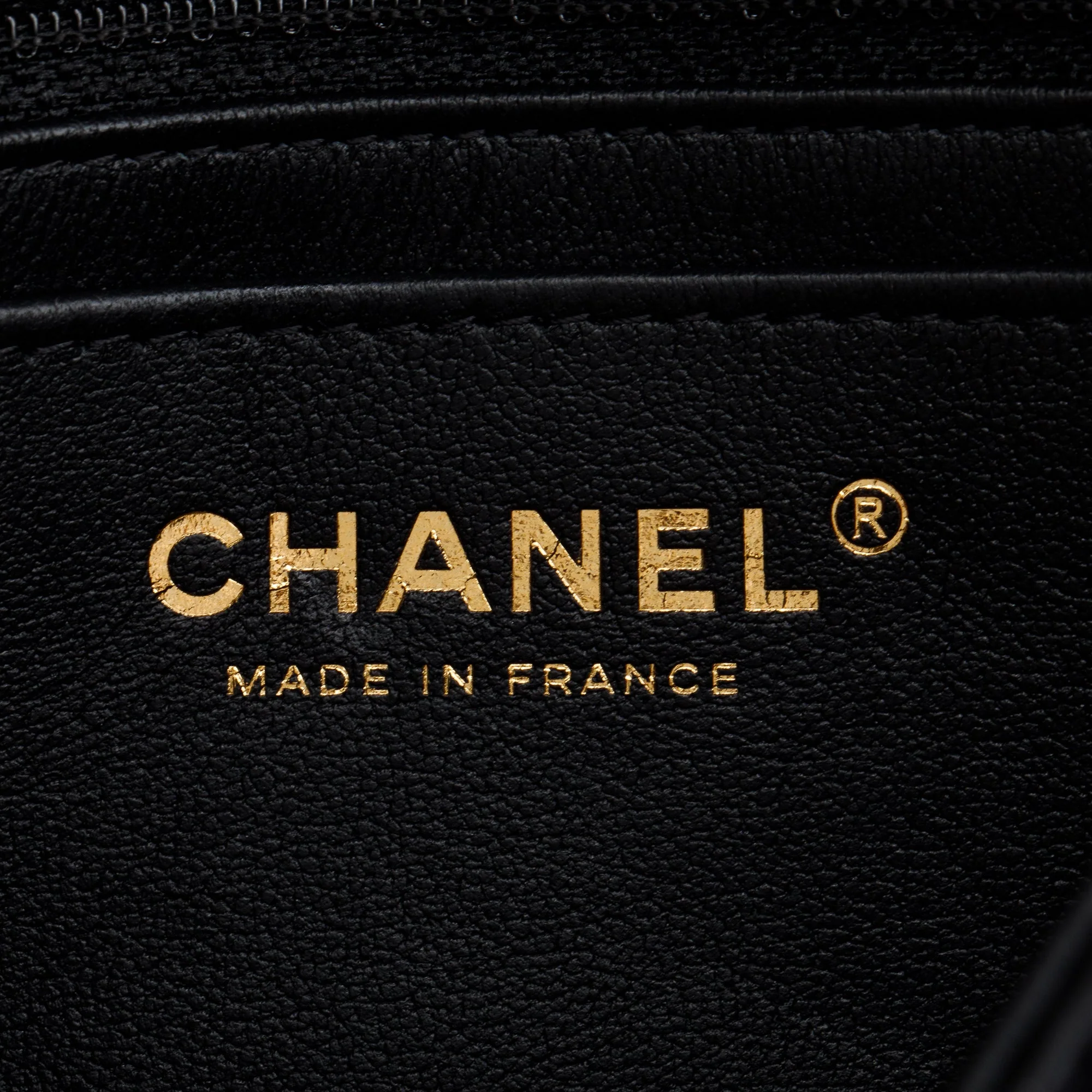Chanel Black Quilted Calfskin Leather 2.55 Reissue 224 Flap Bag w/ Box - Image 5