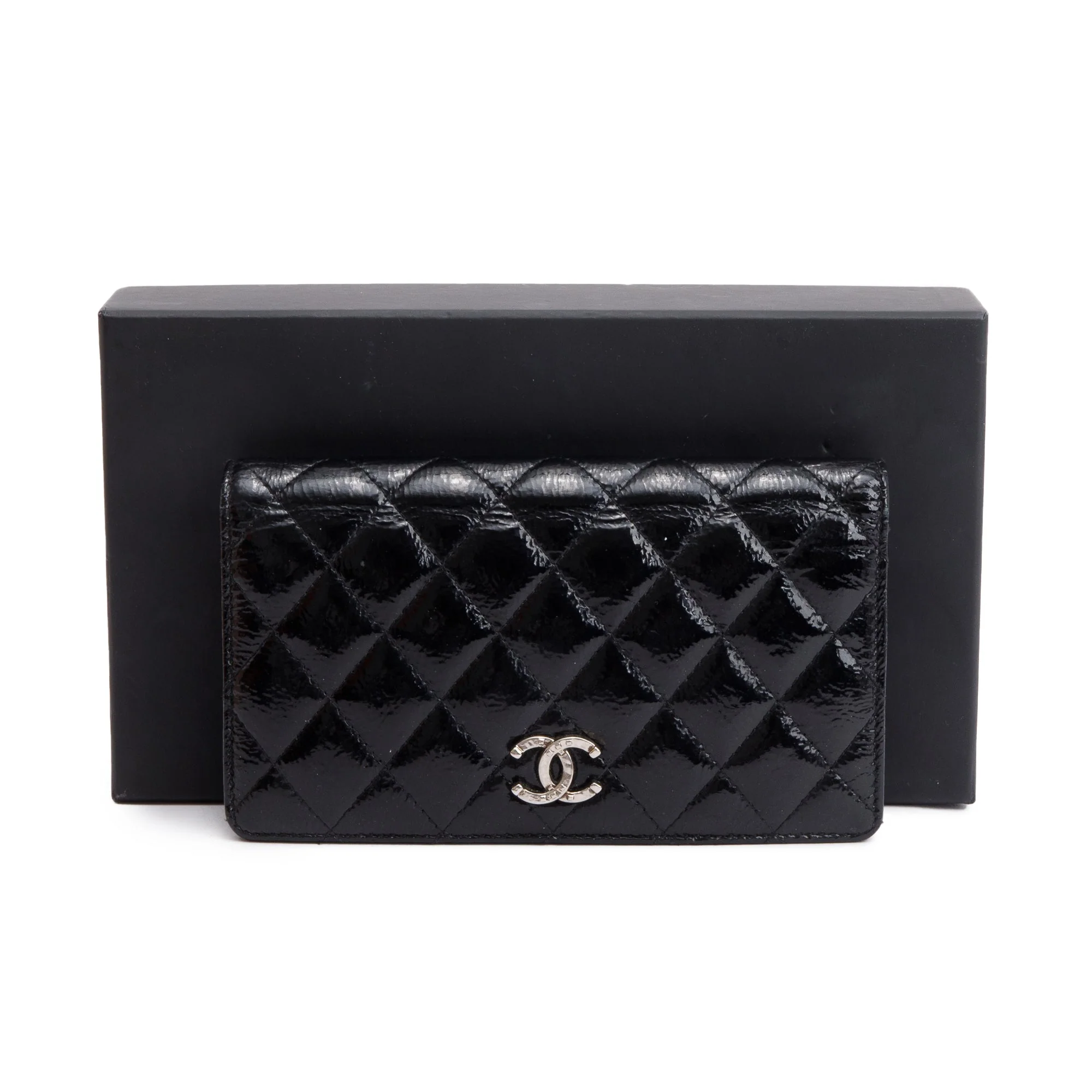Chanel Black Quilted Patent Leather Brilliant Yen Wallet w/ Box & Authenticity Card - Image 2