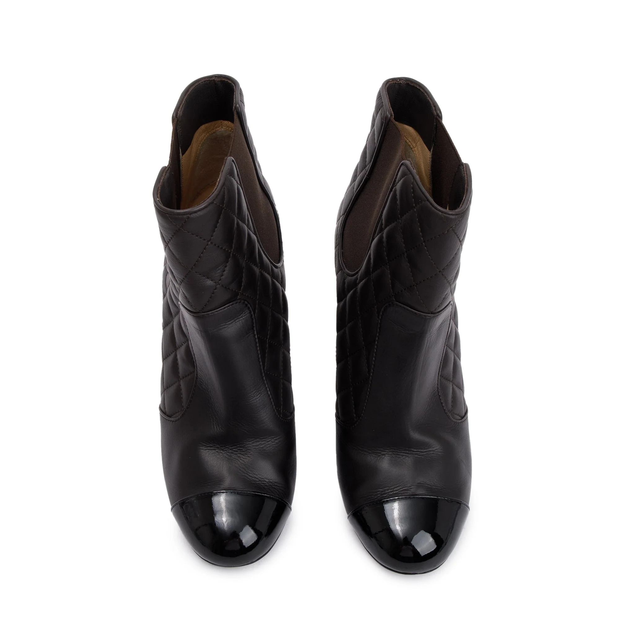 Chanel Brown Quilted Leather Interlocking CC Logo Chelsea Boots, Size 38.5 - Image 2