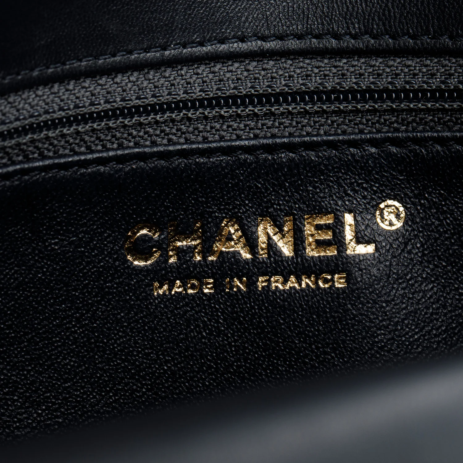 Chanel Grey Black Lambskin Quilted Medium CC Chic Flap - Image 9