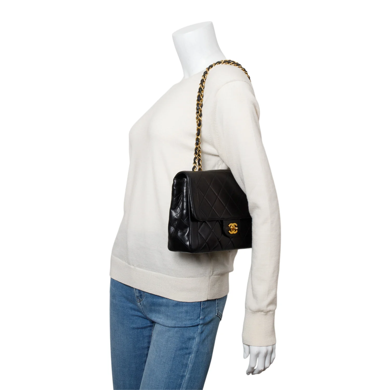 Chanel Vintage Black Quilted Lambskin Leather Medium CC Chain Flap Bag - Image 2