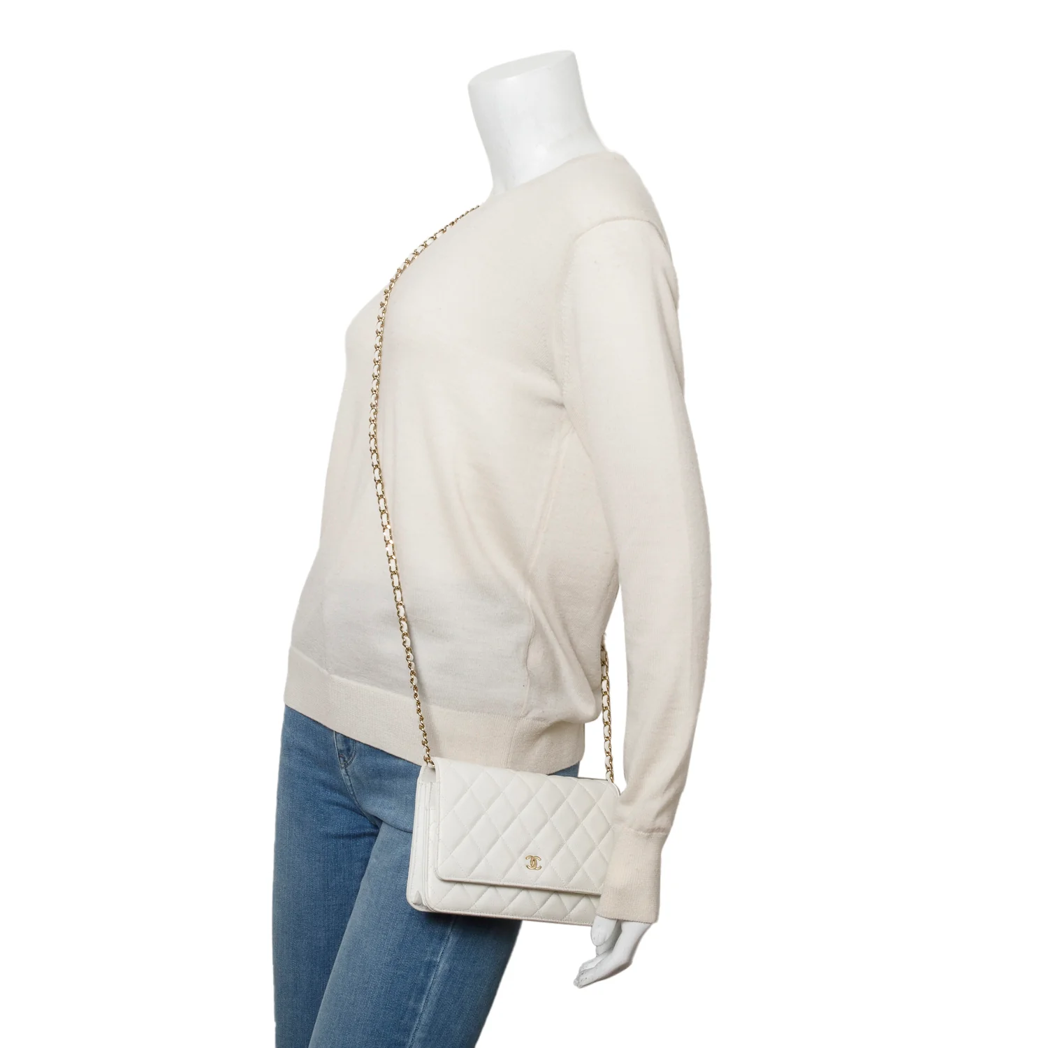 Chanel White Quilted Caviar Leather Classic Wallet on Chain - Image 2