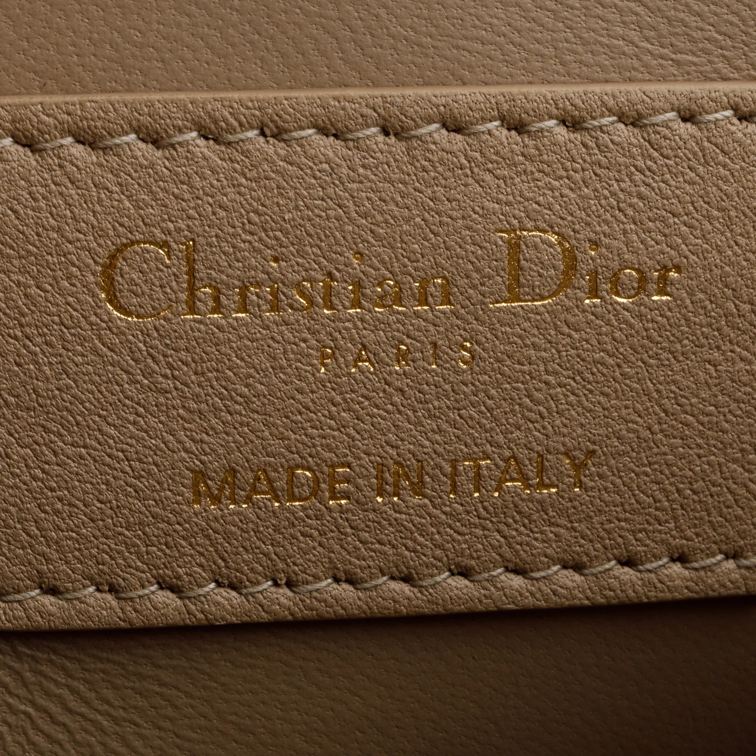 Christian Dior 2022 Brown Calfskin 30 Montaigne East-West Chain Bag w/ Box - Image 10