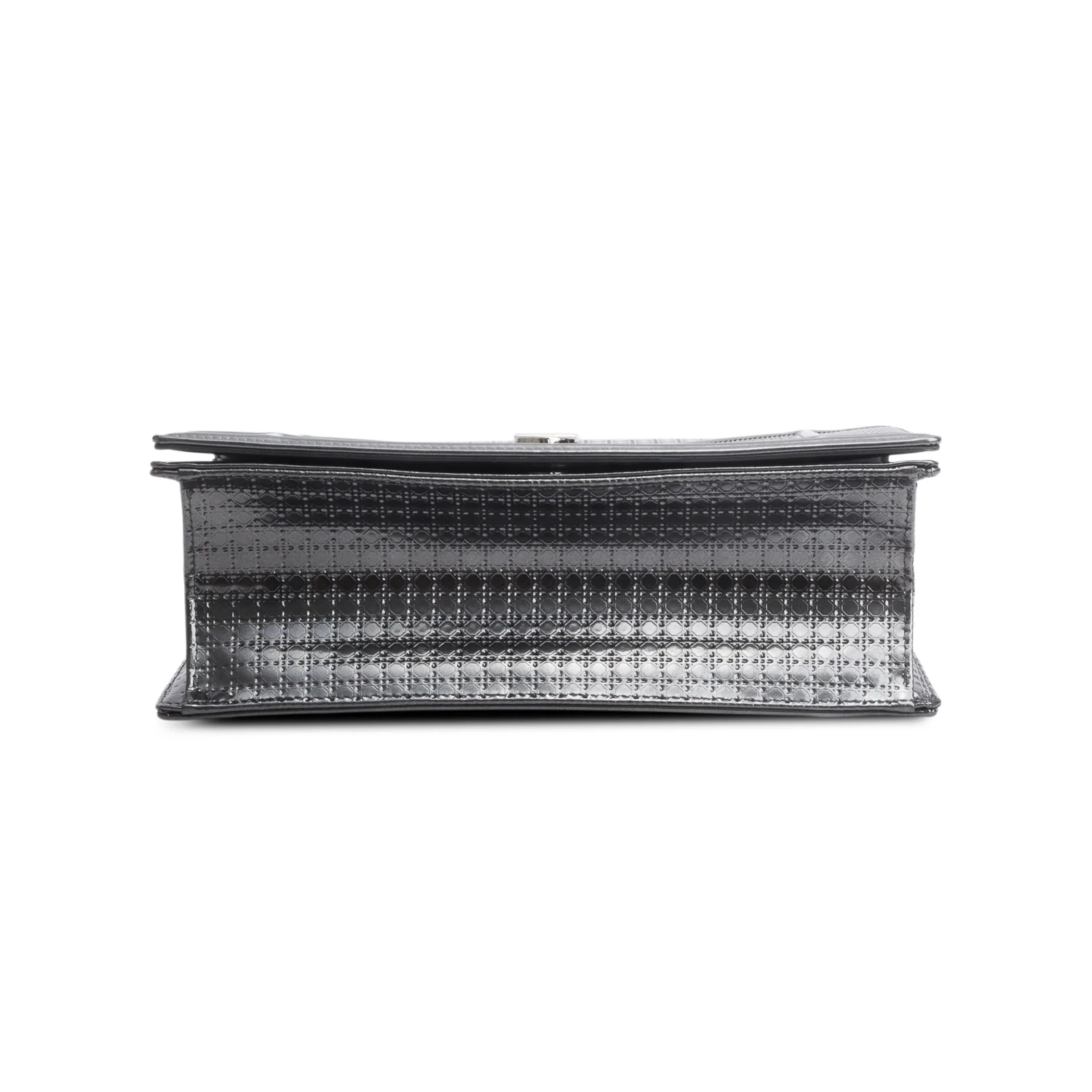 Christian Dior Grey Metallic Patent Micro-Cannage Medium Diorama Flap Bag - Image 7