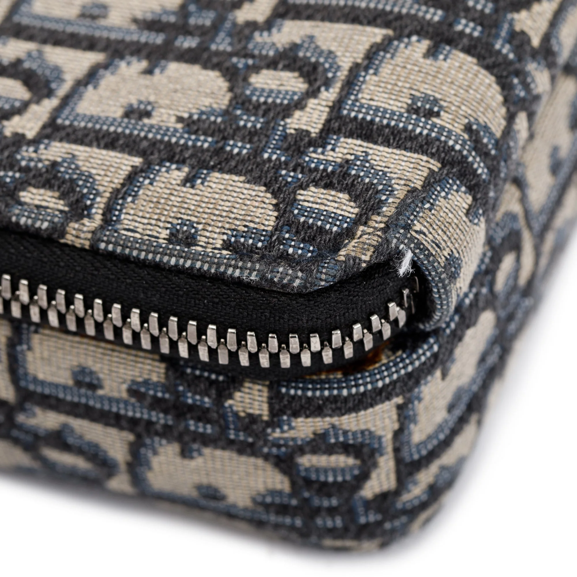 Christian Dior Men Oblique Crossbody Pouch - Image 8