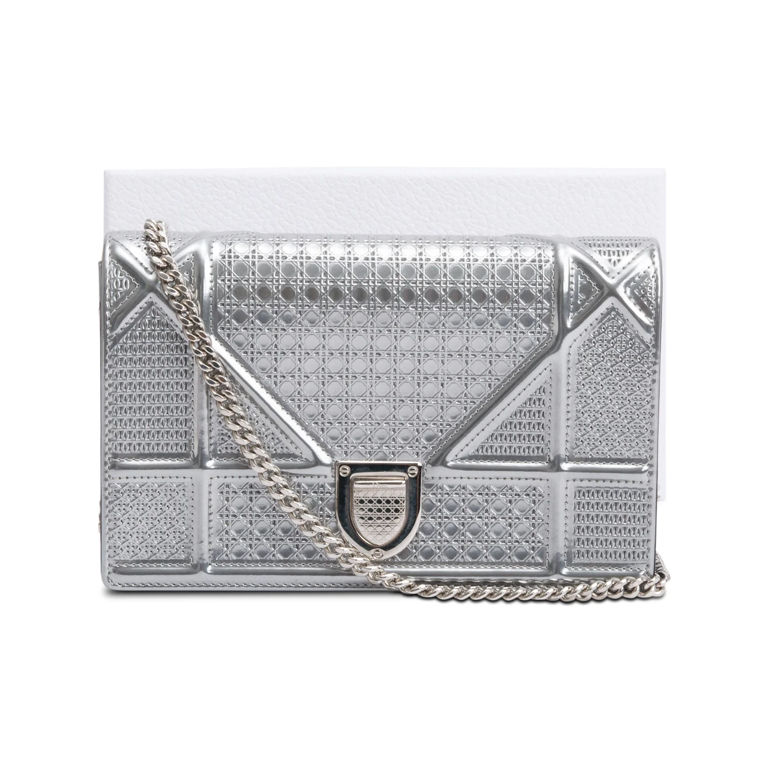 Christian Dior Metallic Silver Microcannage Patent Leather Diorama Wallet on Chain w/ Box & Authenticity Card - Image 3