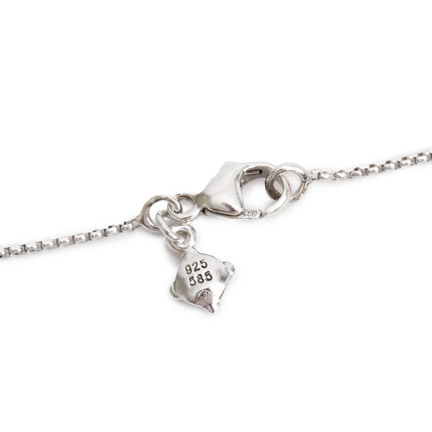David Yurman Sterling Diamond Infinity Crossover Circle Pendant Necklace - Image 3
