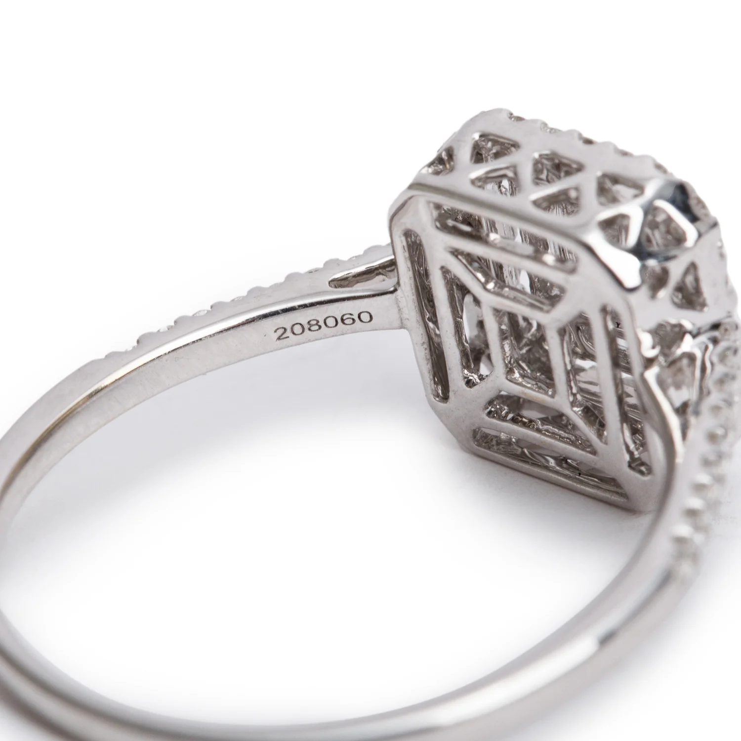 Effy 18k White Gold Diamond Illusion Setting Engagement Ring, Size 6.5 - Image 4