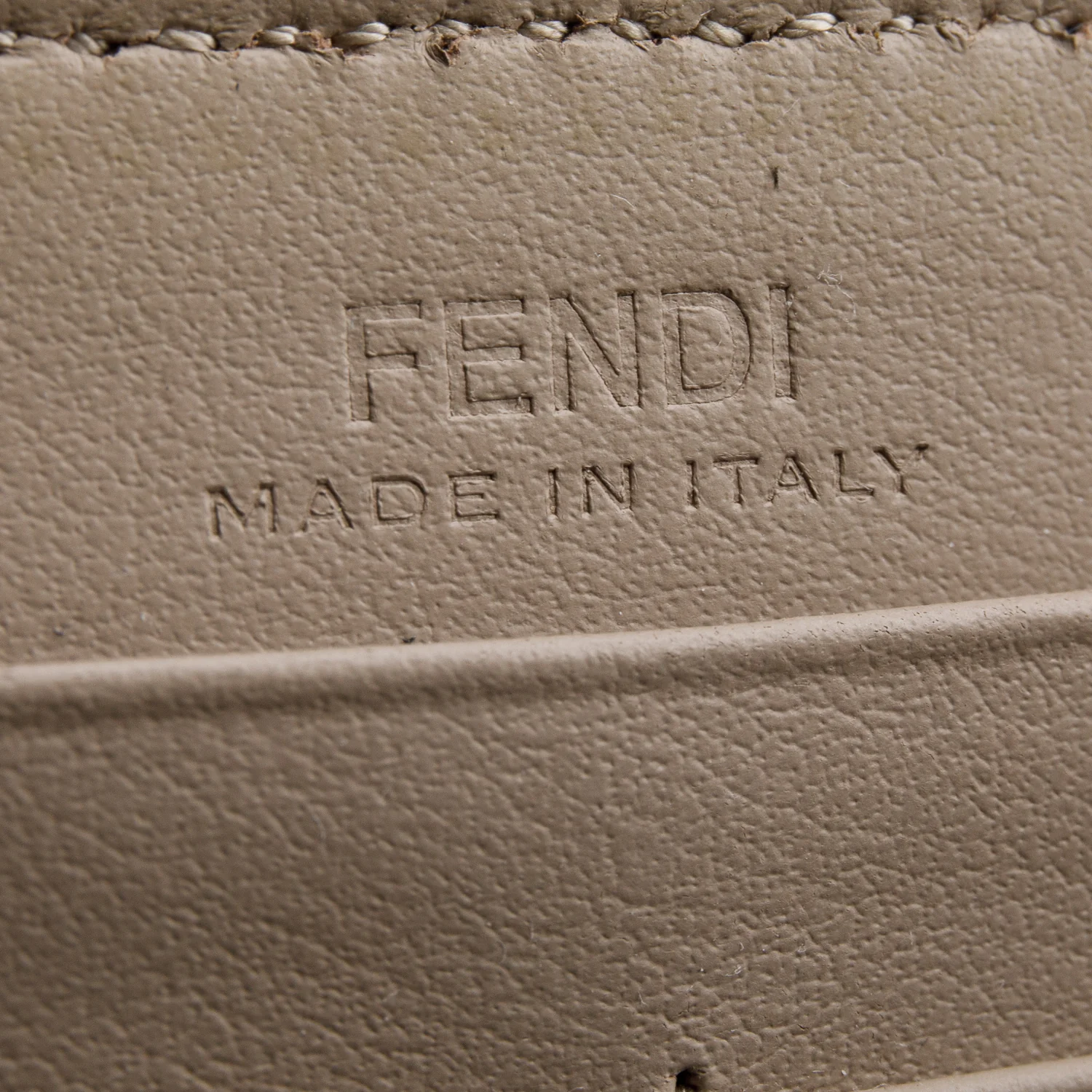 Fendi Black/Bworn Leather FF Logo Large Zip Around Wallet - Image 7