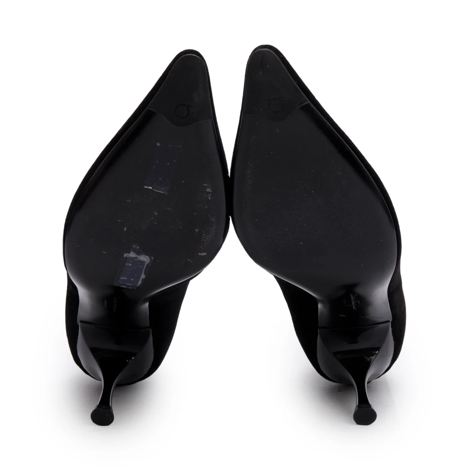 Ferragamo Black Velvet Bardwill Bow Accent Pumps, Size 8 w/ Box - Image 6