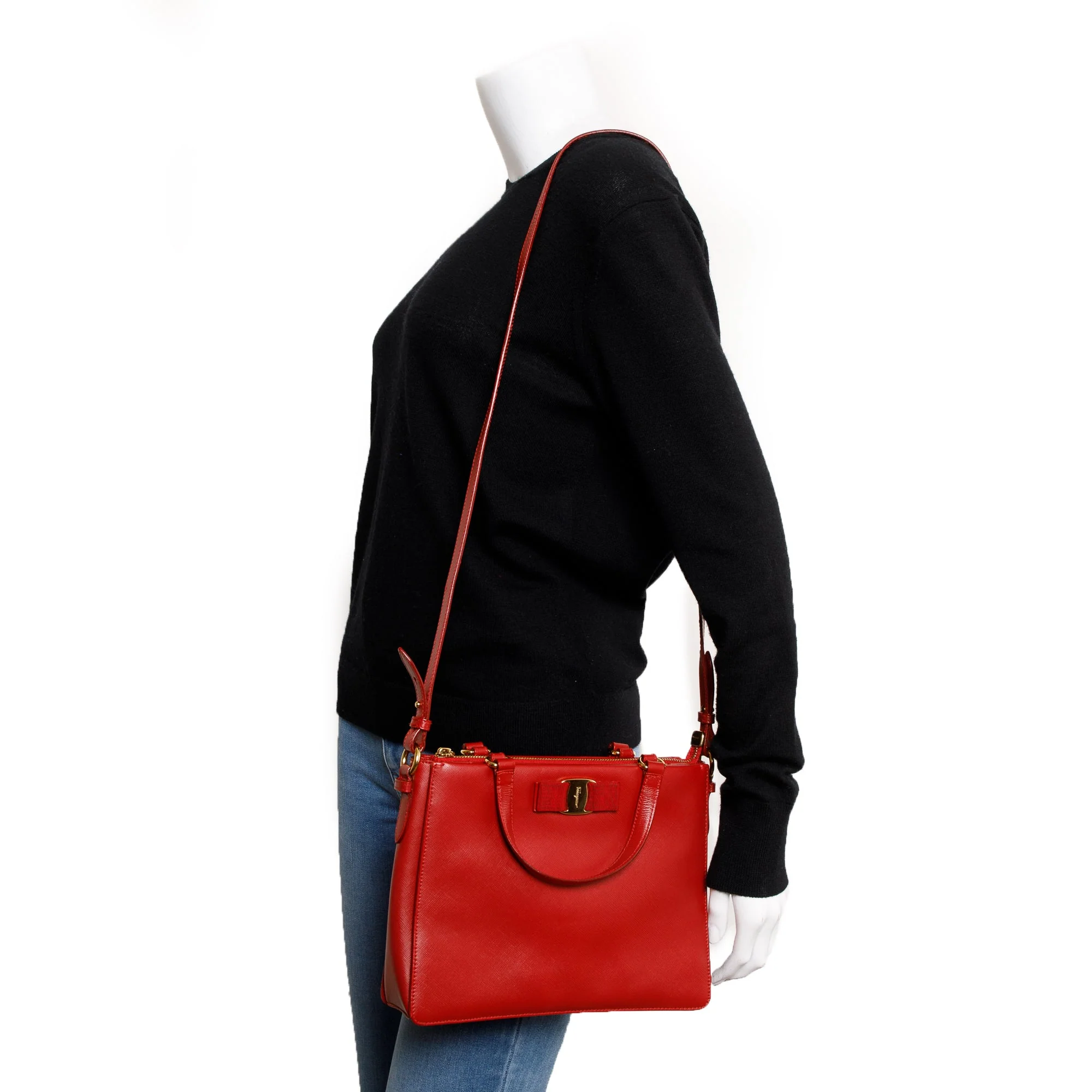 Ferragamo Red Saffiano Leather Vara Bow Tracy Bag - Image 2