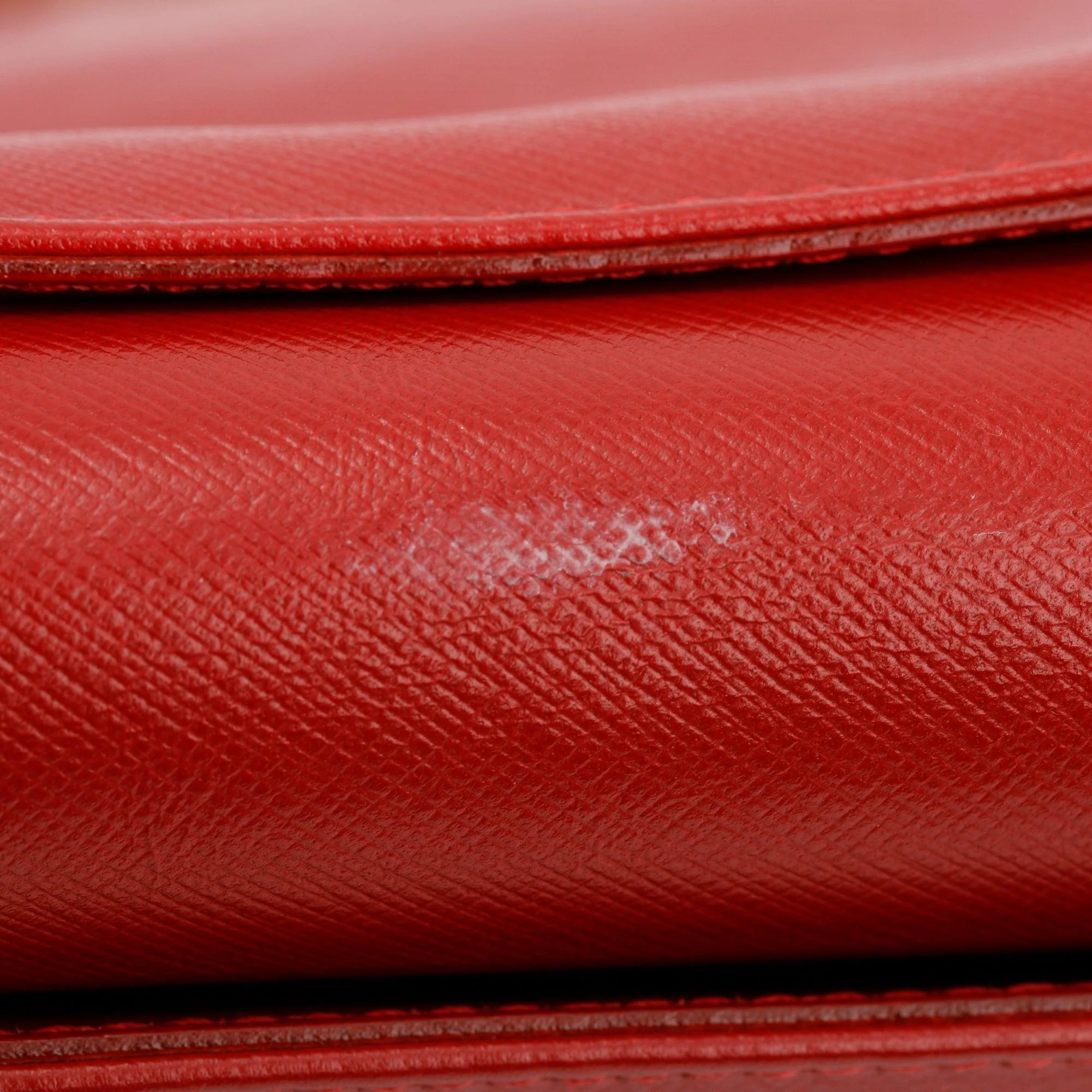 Ferragamo Red Saffiano Leather Vara Bow Tracy Bag - Image 7