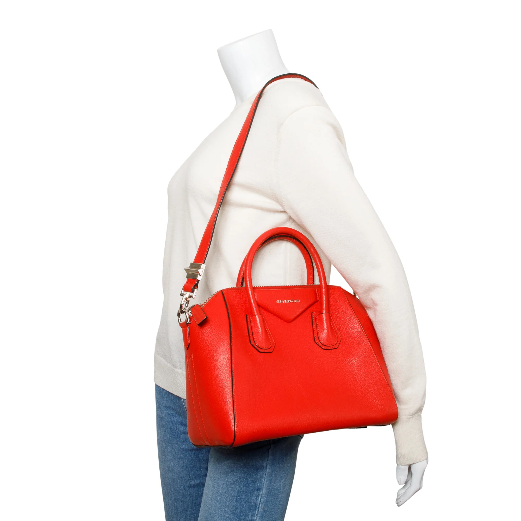 Givenchy Red Grained Leather Small Antigona Bag - Image 2