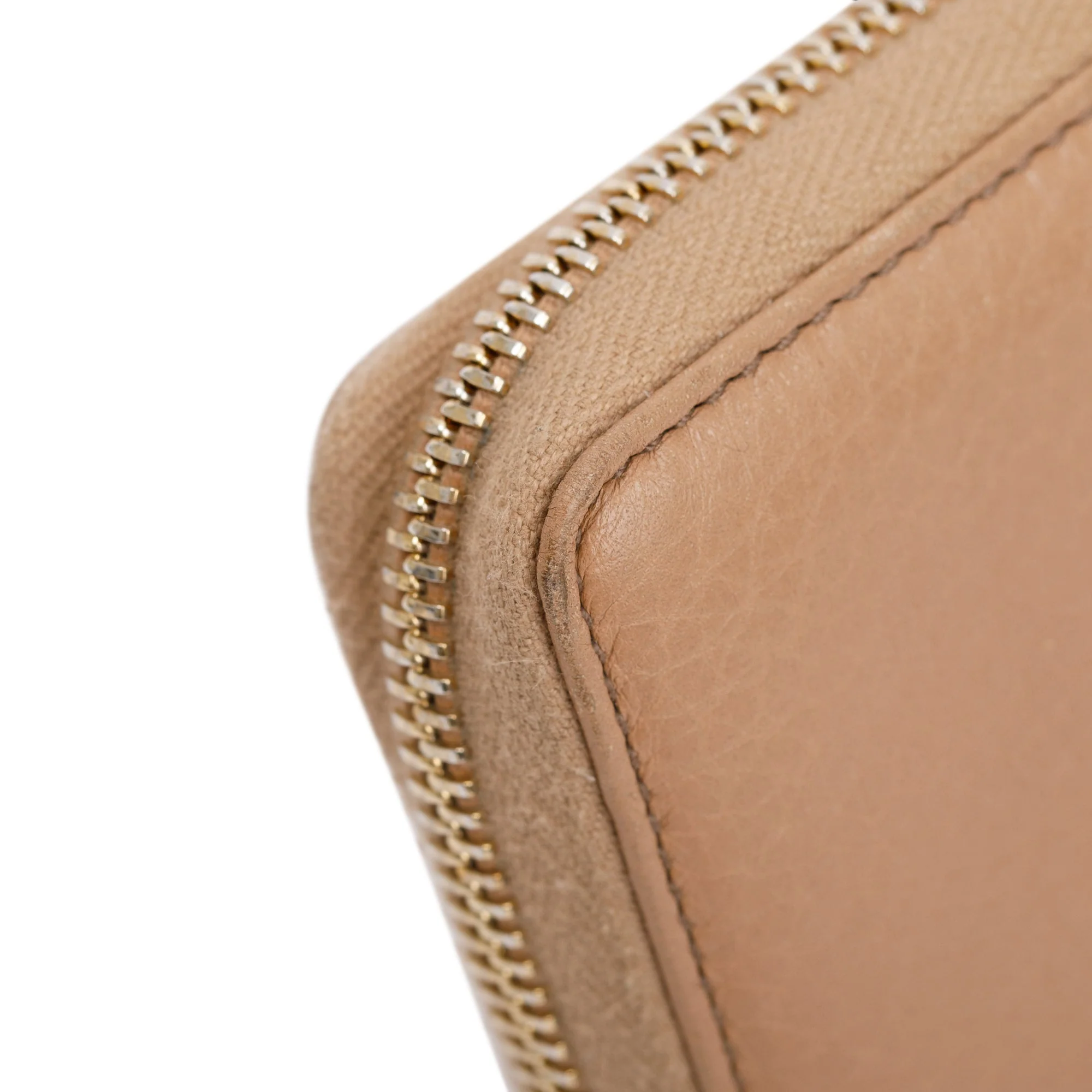Gucci Beige Calfskin Leather Soho Zip Around Wallet - Image 5