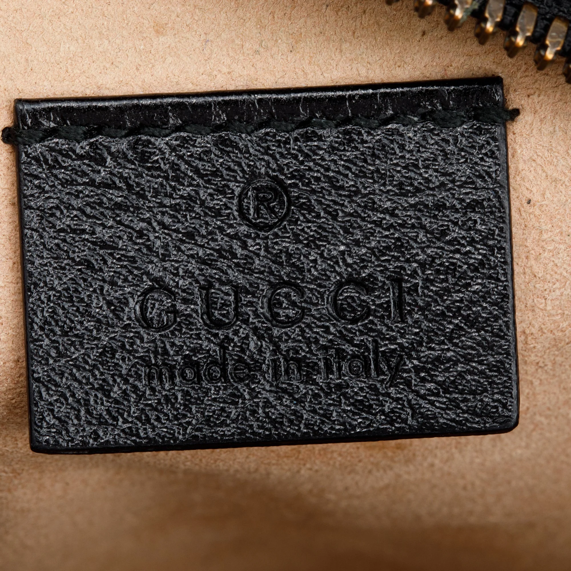 Gucci Black GG Marmont Matelasse Leather Mini Round Shoulder Bag - Image 8