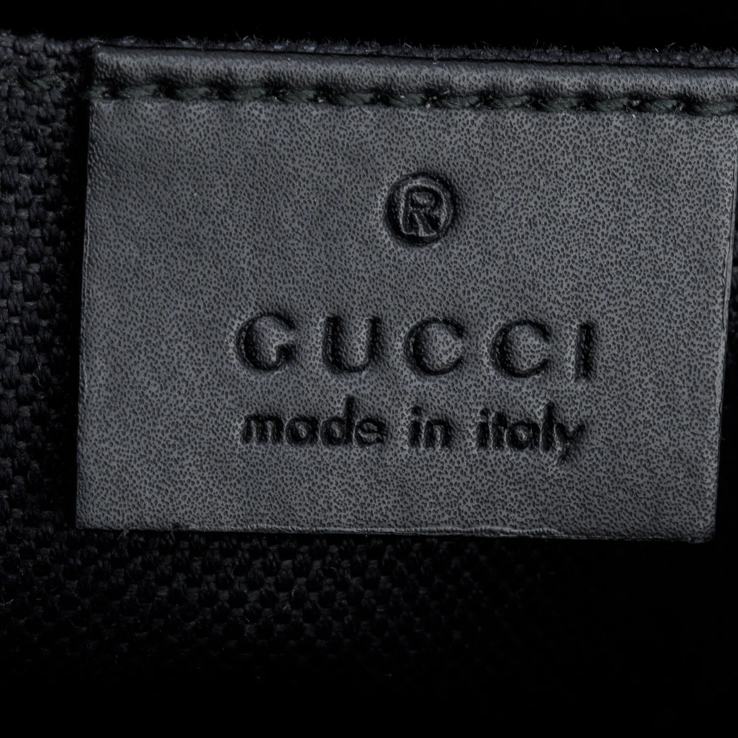 Gucci Black GG Supreme Small Messenger Bag w/ Box & Receipt - Image 10