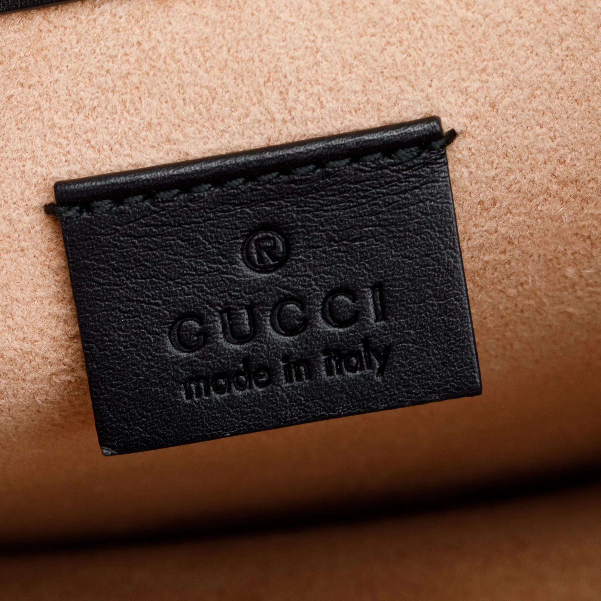 Gucci Black/Gold Calfskin Leather GG Supreme Osiride Crossbody Bag - Image 9