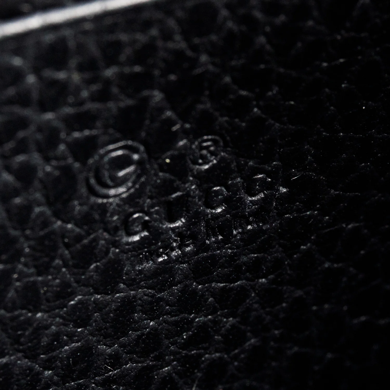 Gucci Black Leather Interlocking G Wallet on Chain w/ Box - Image 10