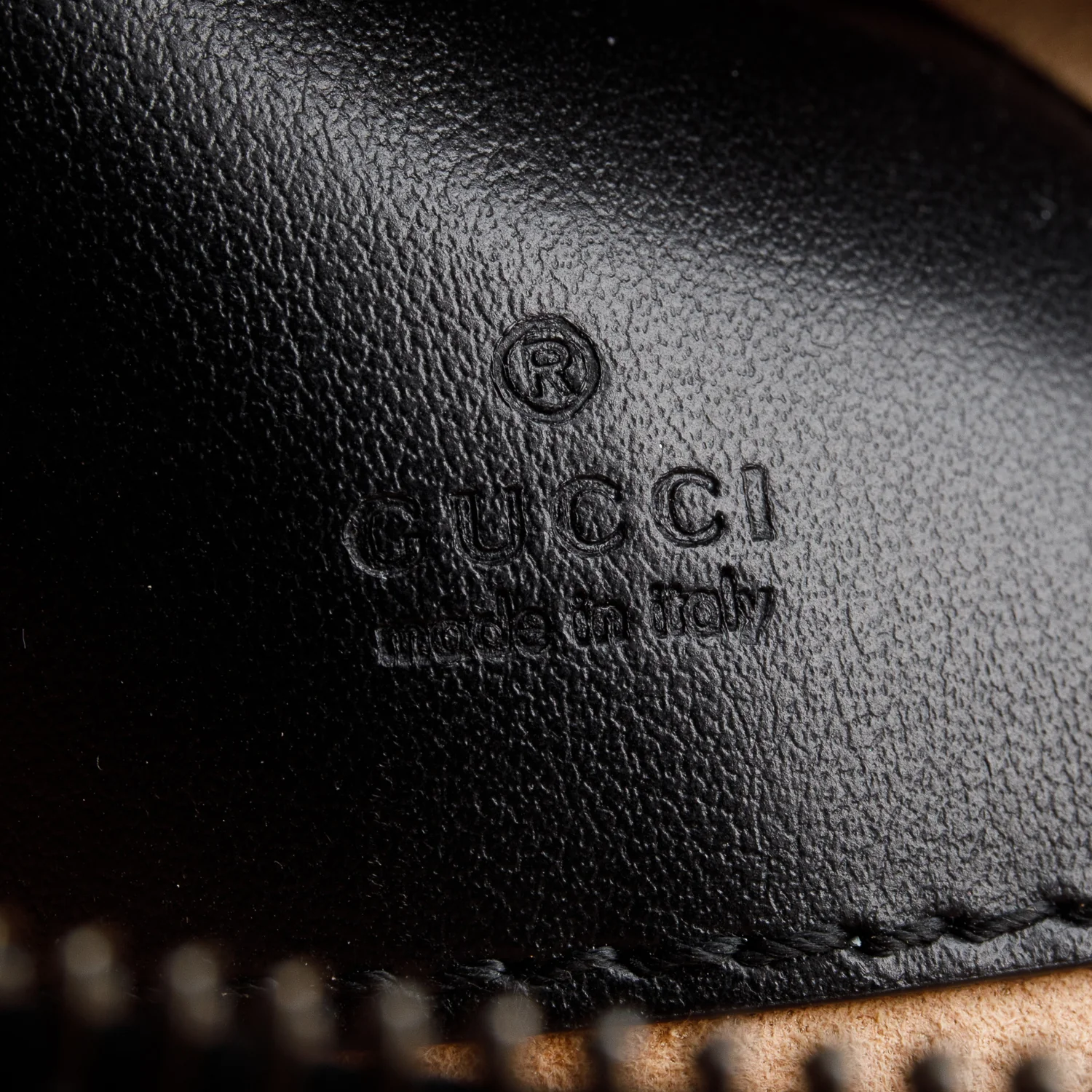 Gucci Black Matelasse Calfskin Leather Mini GG Marmont Crossbody Bag - Image 9