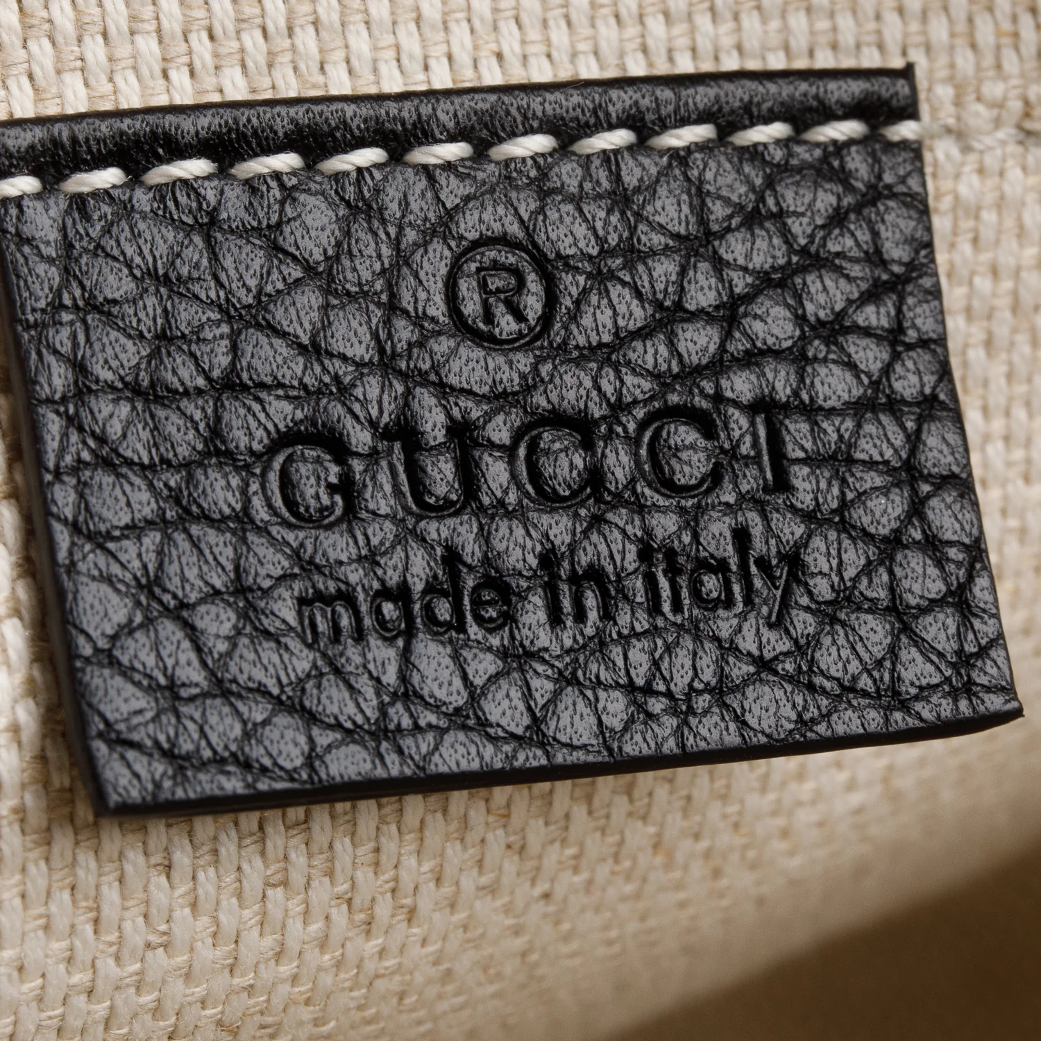 Gucci Black Pebbled Calfskin Small Soho Disco Bag - Image 9