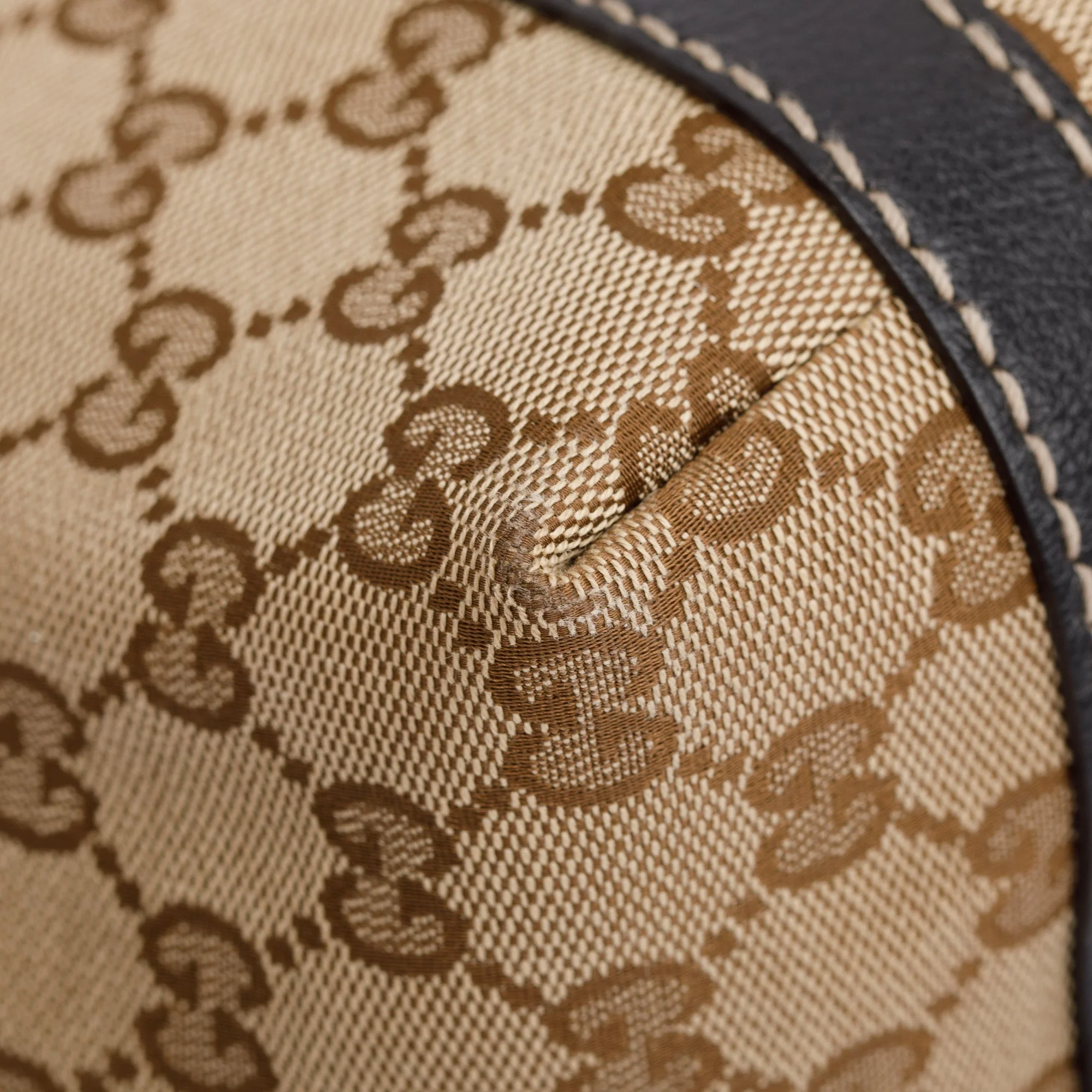 Gucci GG Canvas Web Medium New Ladies Shoulder Bag - Image 7