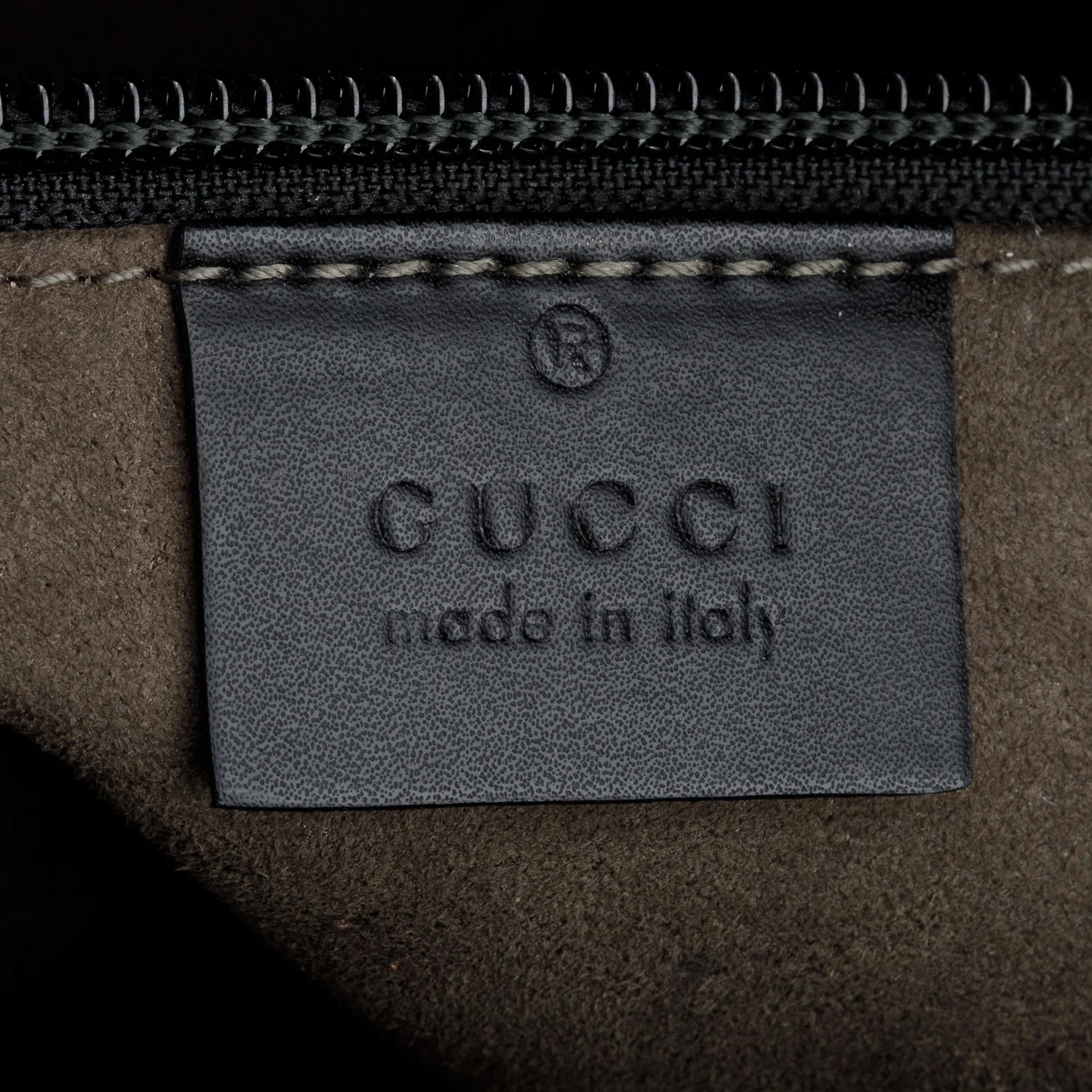 Gucci GG Supreme Messenger Bag - Image 9