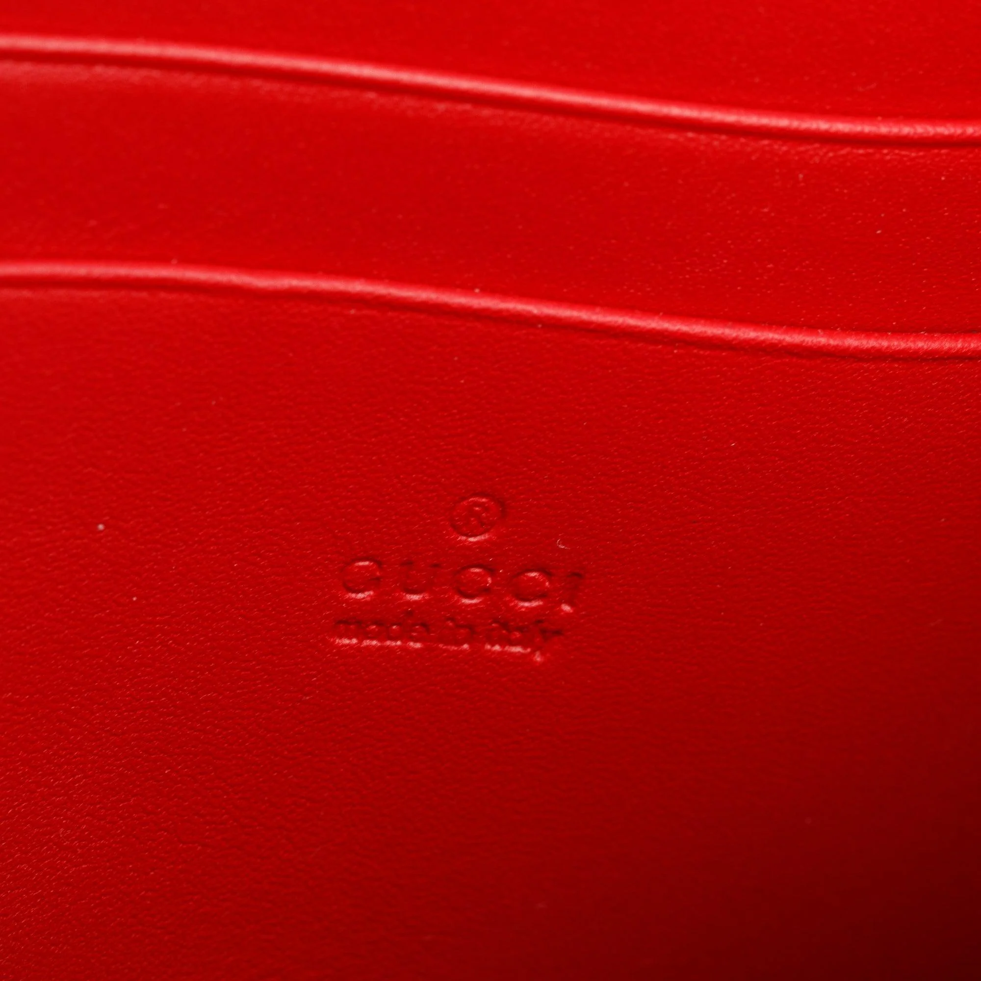 Gucci GG Supreme Red Leather Pearl Studs Peony Clutch - Image 7