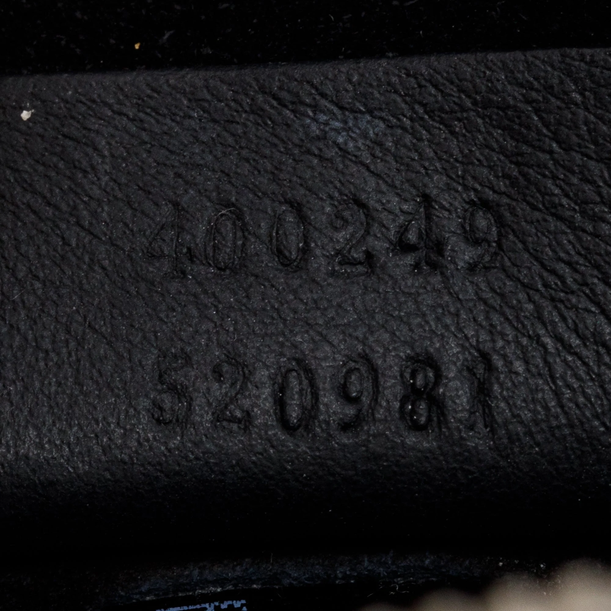 Gucci GG Supreme Small Dionysus Shoulder Bag - Image 15
